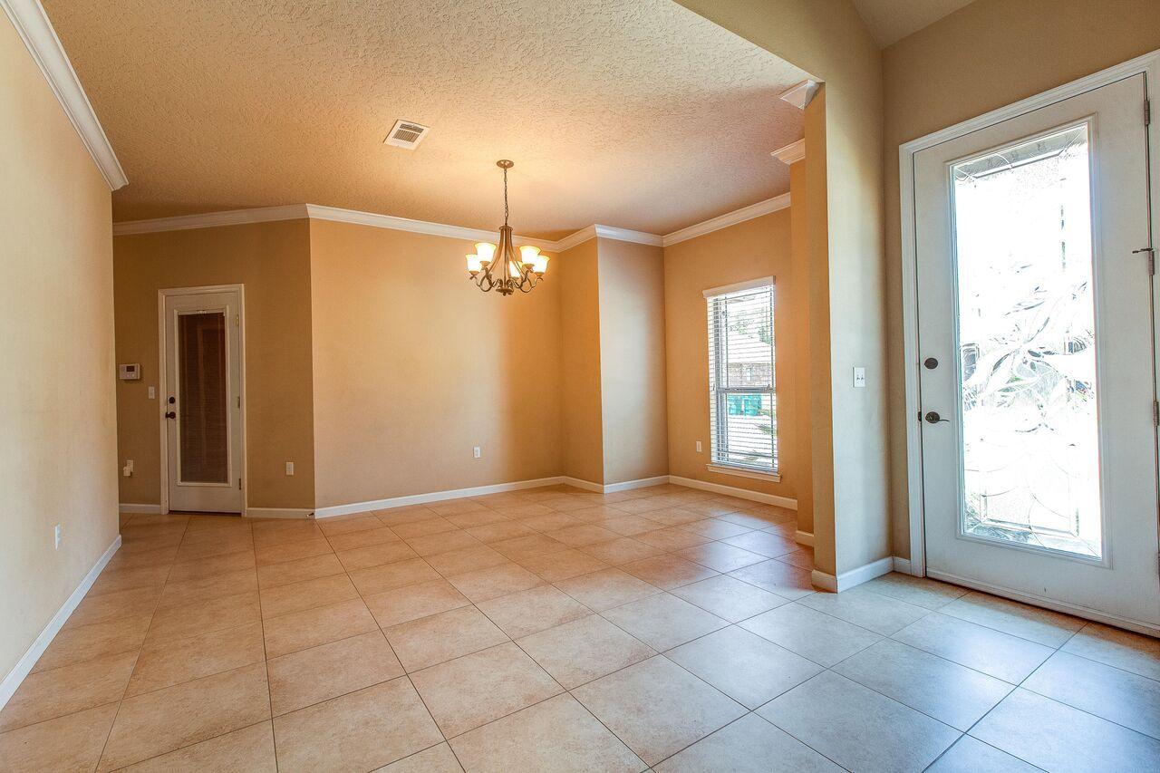 KAITLYNS PRESERVE - Residential