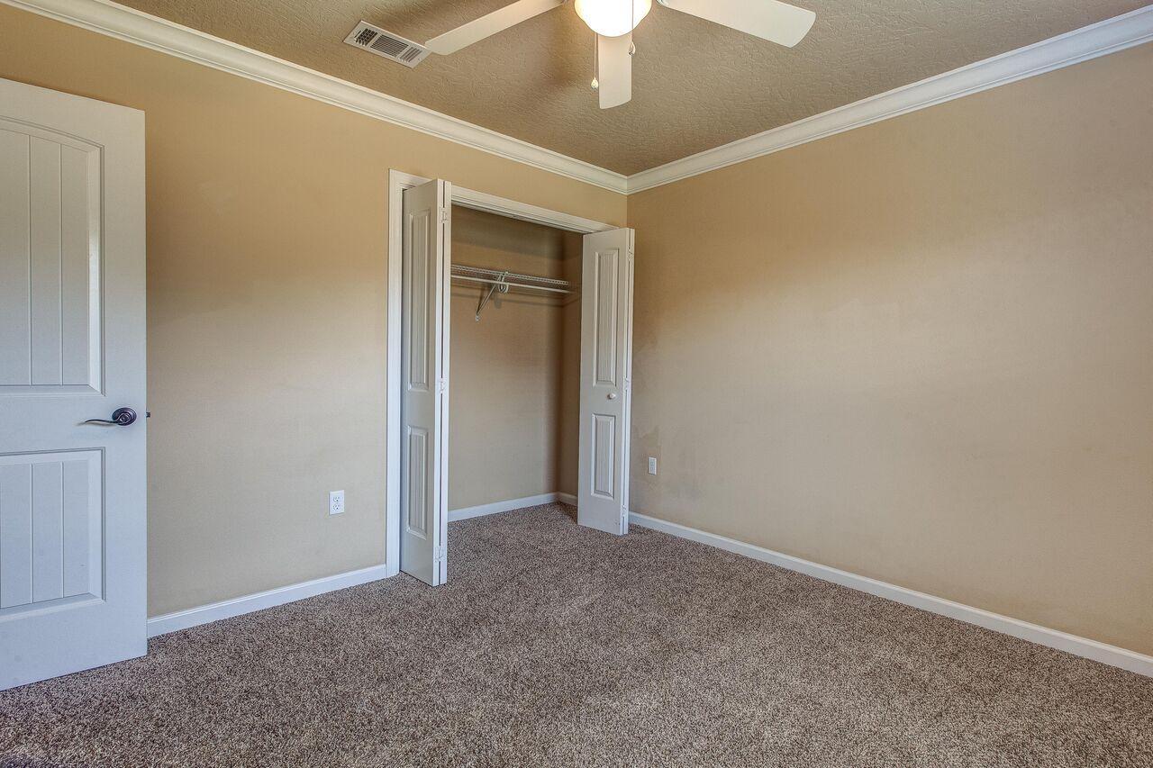 KAITLYNS PRESERVE - Residential