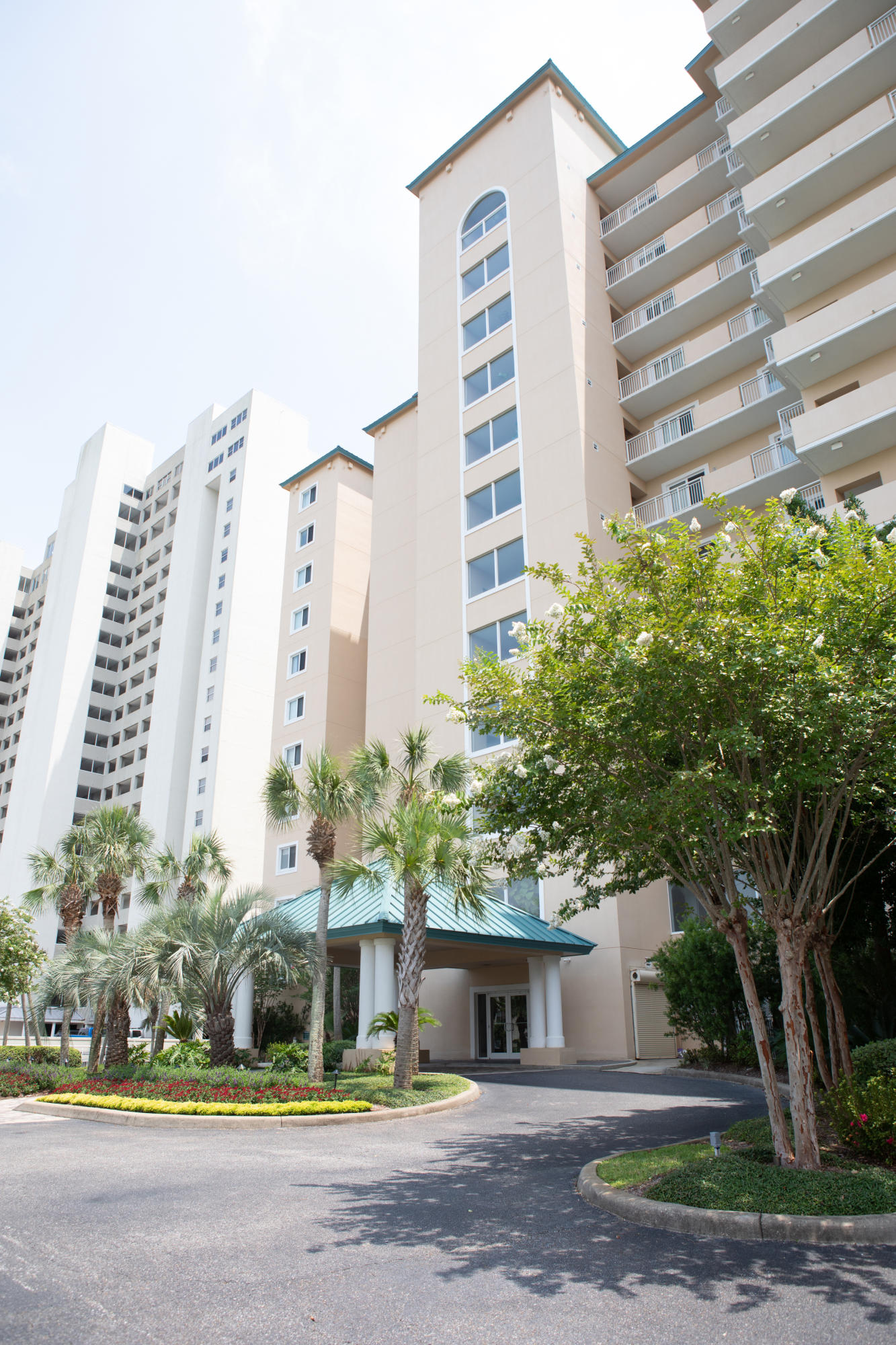 HIDDEN DUNES GRAND VILLAS - Residential