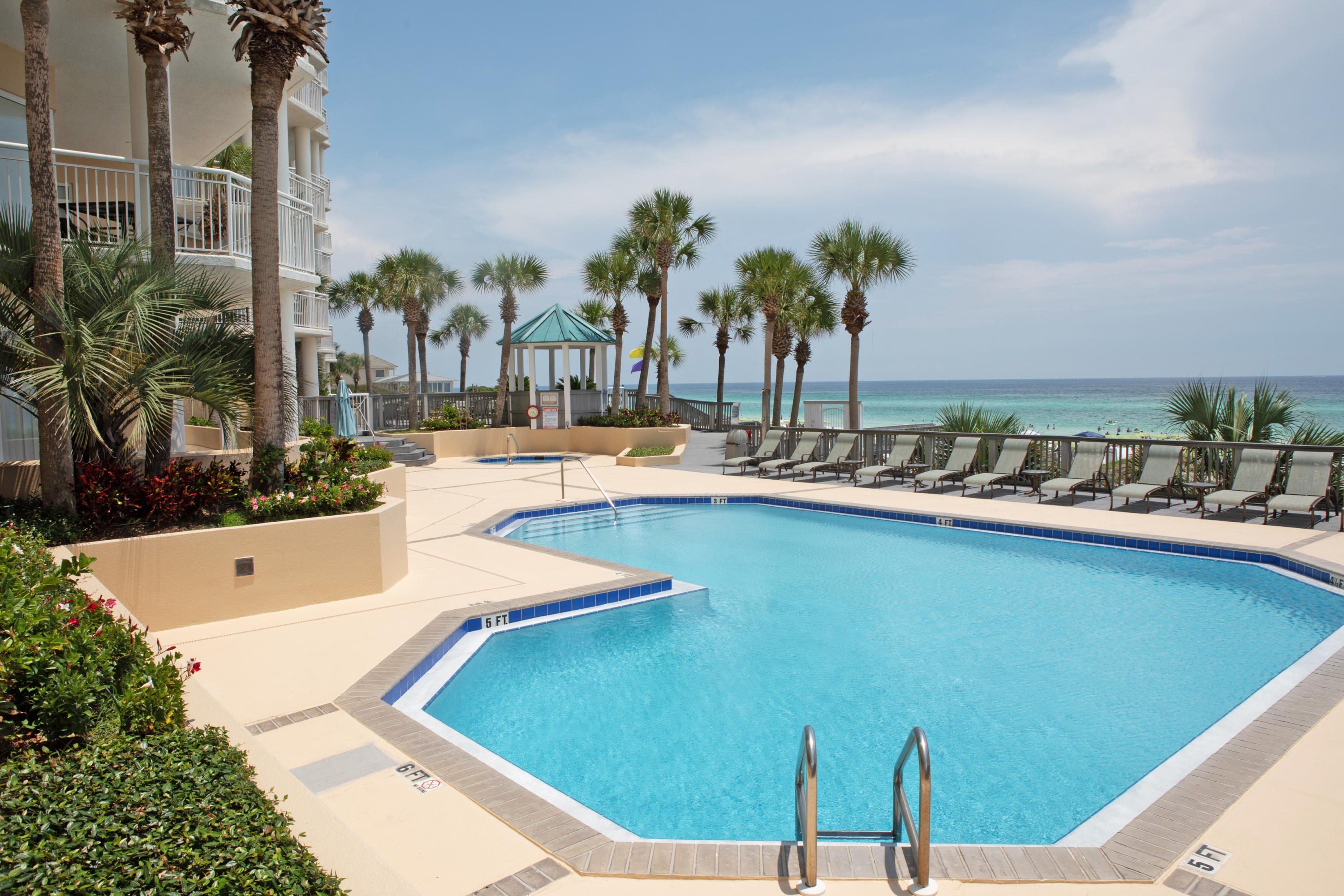 HIDDEN DUNES GRAND VILLAS - Residential