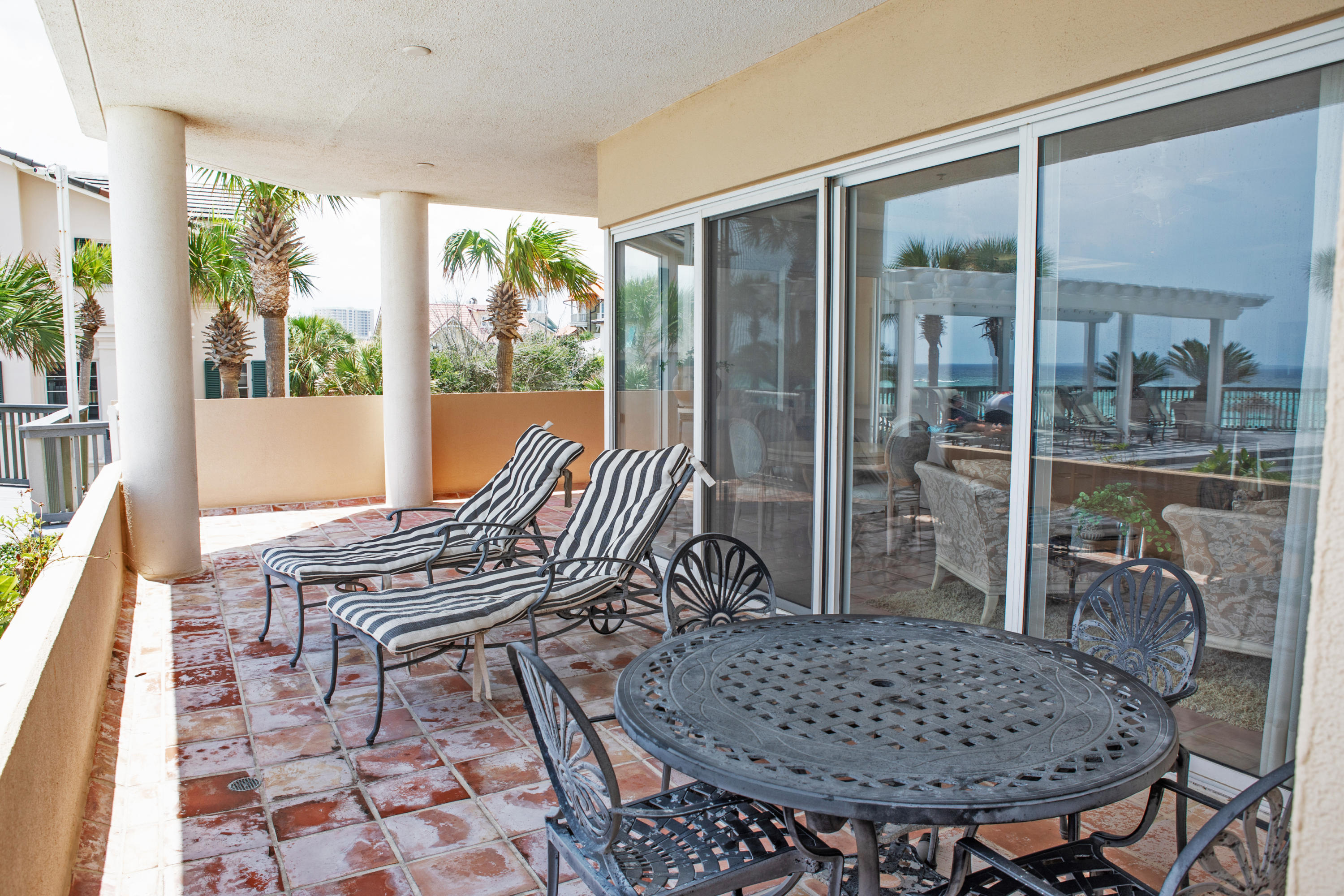 HIDDEN DUNES GRAND VILLAS - Residential