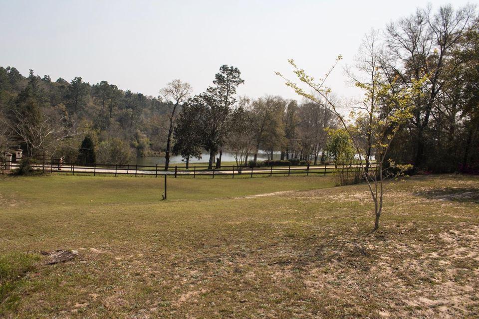 KENNEDY LAKE (UNRECORDED) - Residential