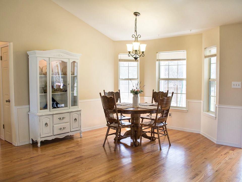 KENNEDY LAKE (UNRECORDED) - Residential