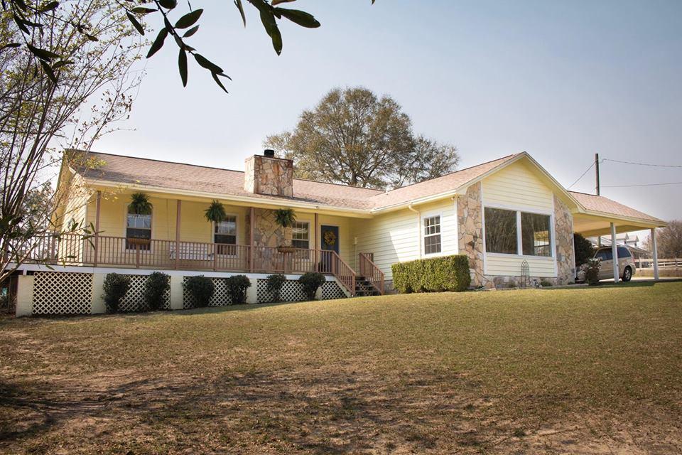 KENNEDY LAKE (UNRECORDED) - Residential