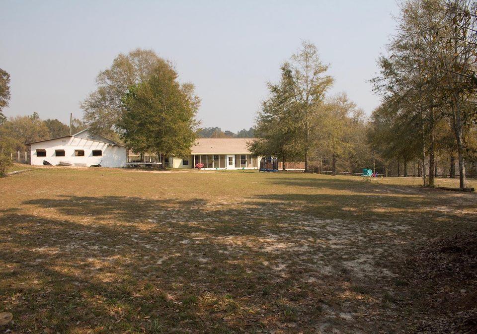 KENNEDY LAKE (UNRECORDED) - Residential