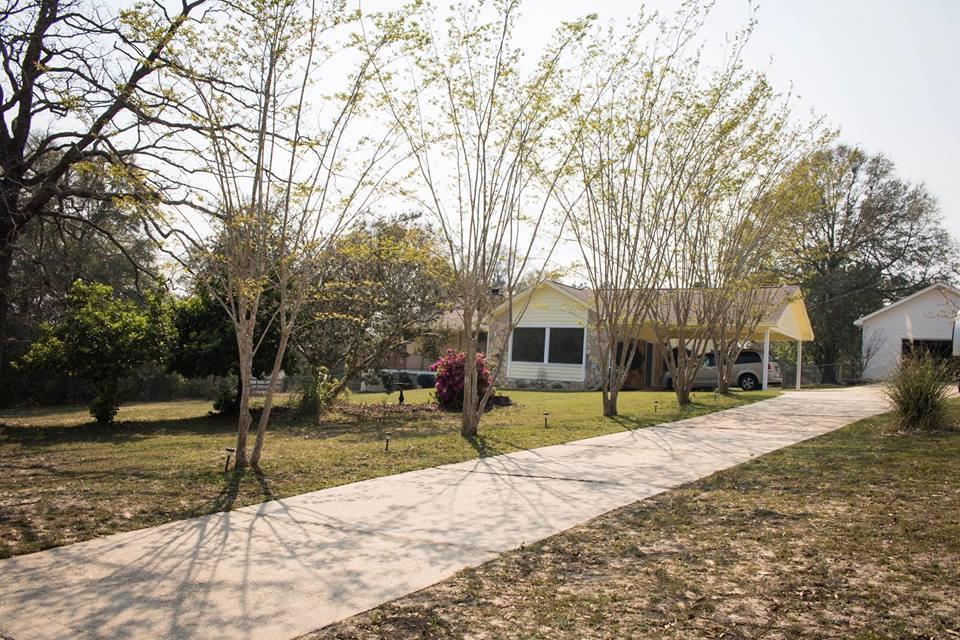 KENNEDY LAKE (UNRECORDED) - Residential