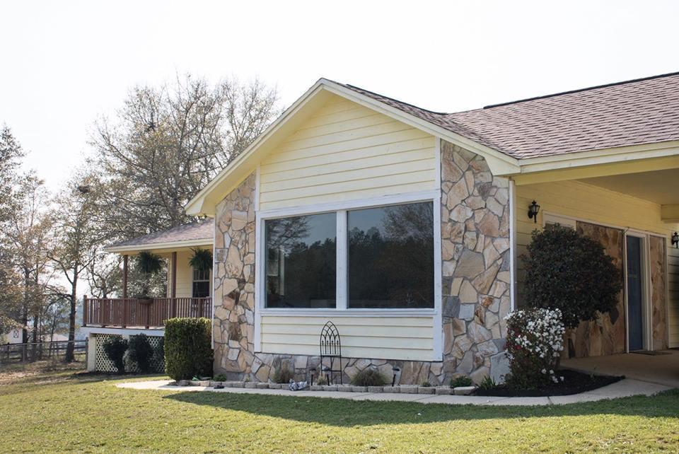 KENNEDY LAKE (UNRECORDED) - Residential