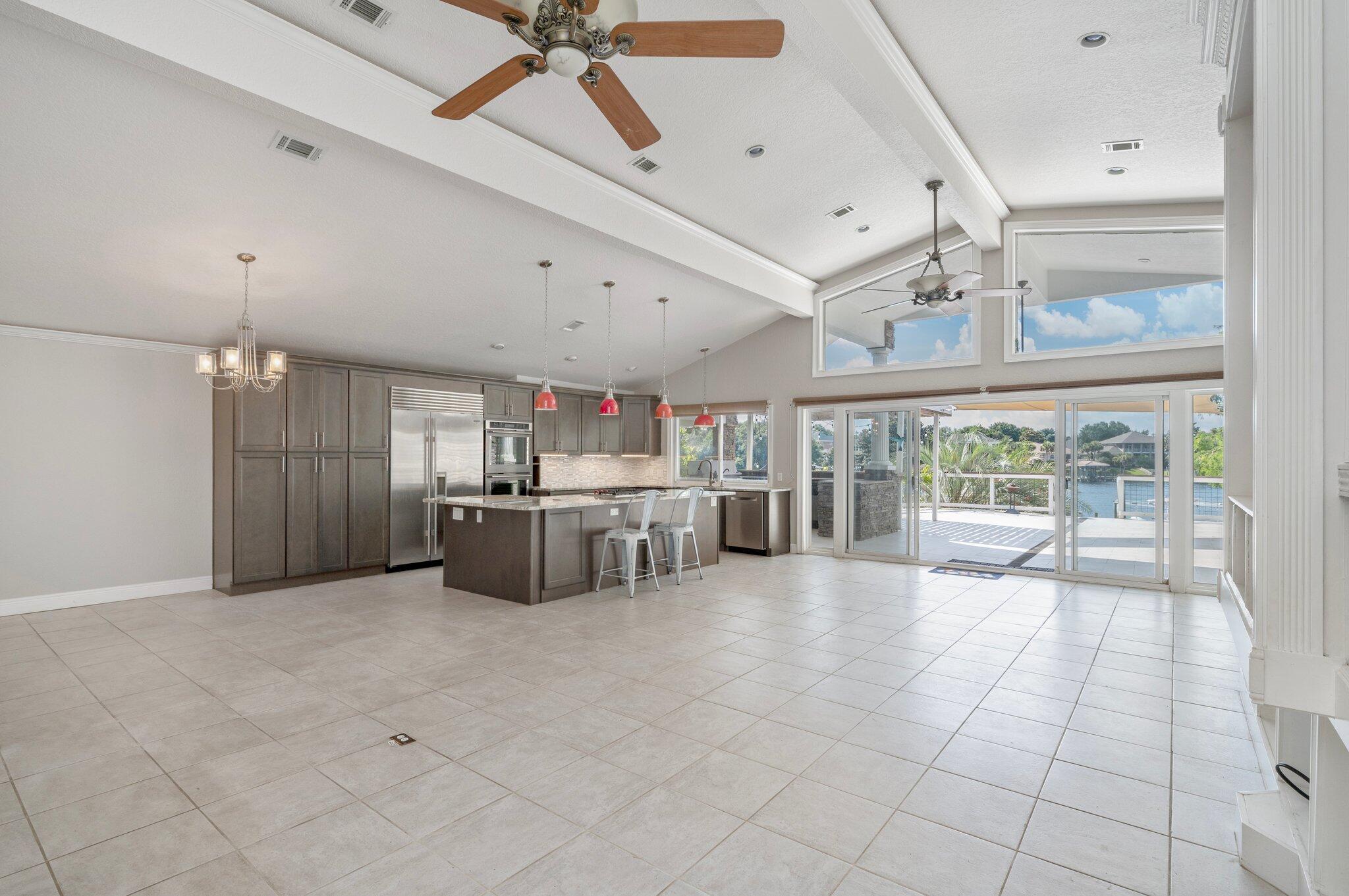 SUNSET BEACH - Residential