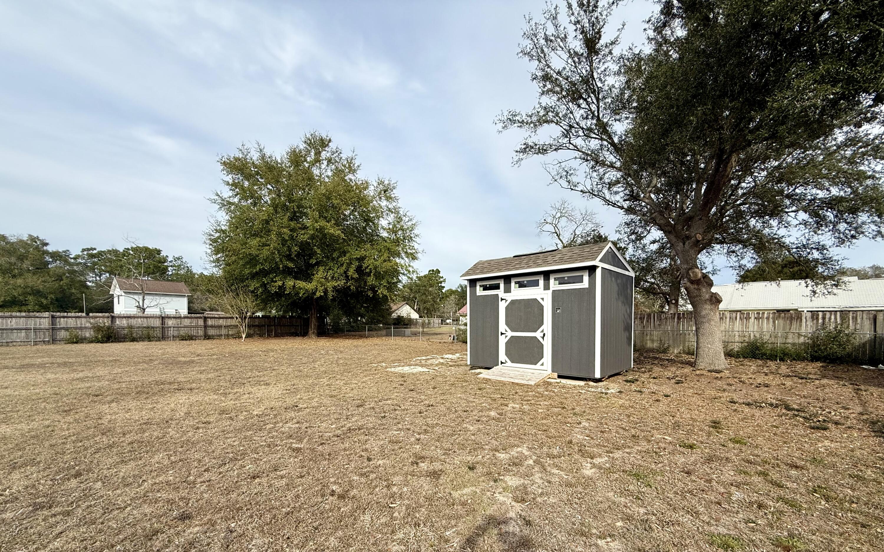 SHOAL WOODS - Residential