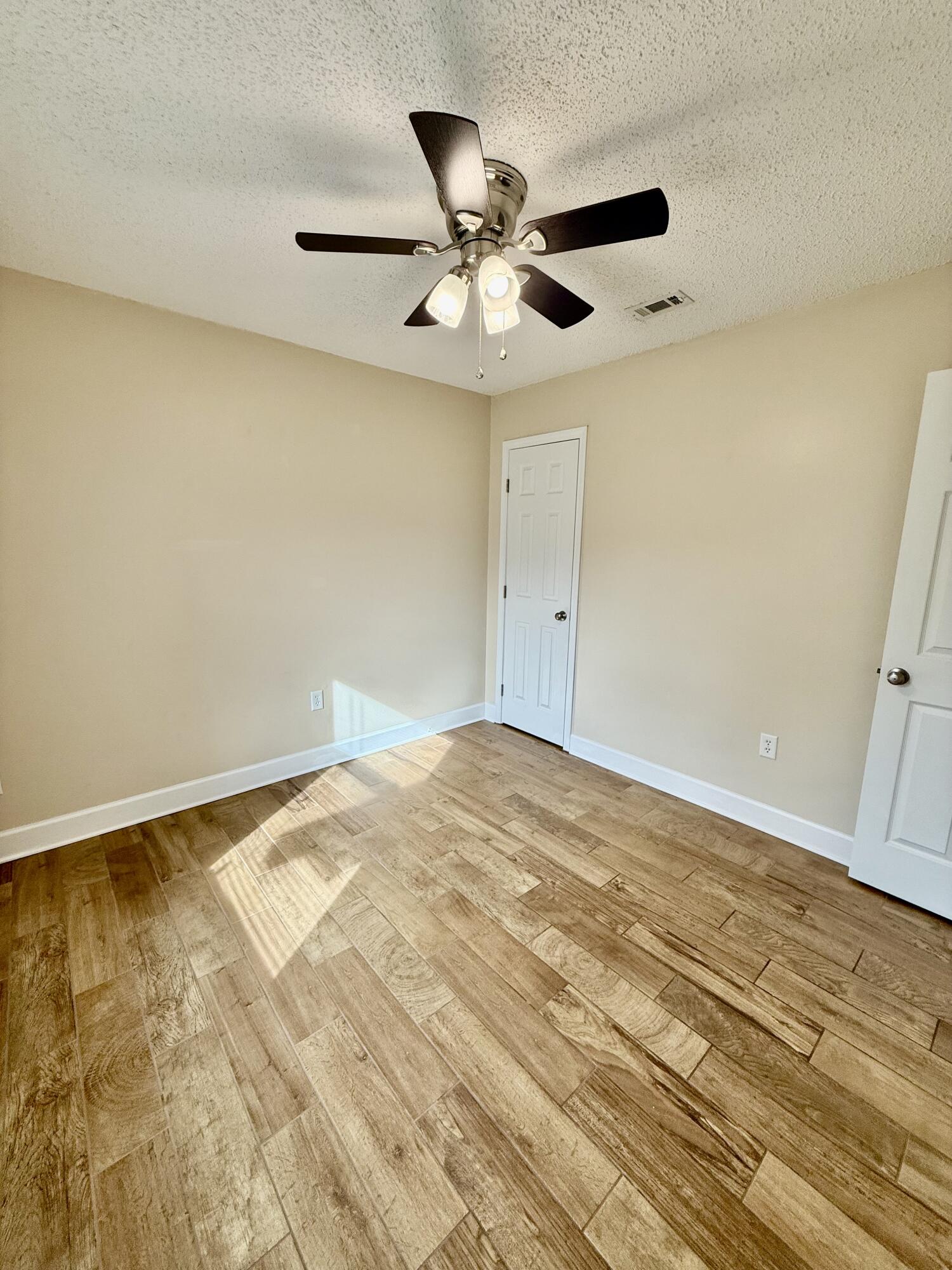 SHOAL WOODS - Residential