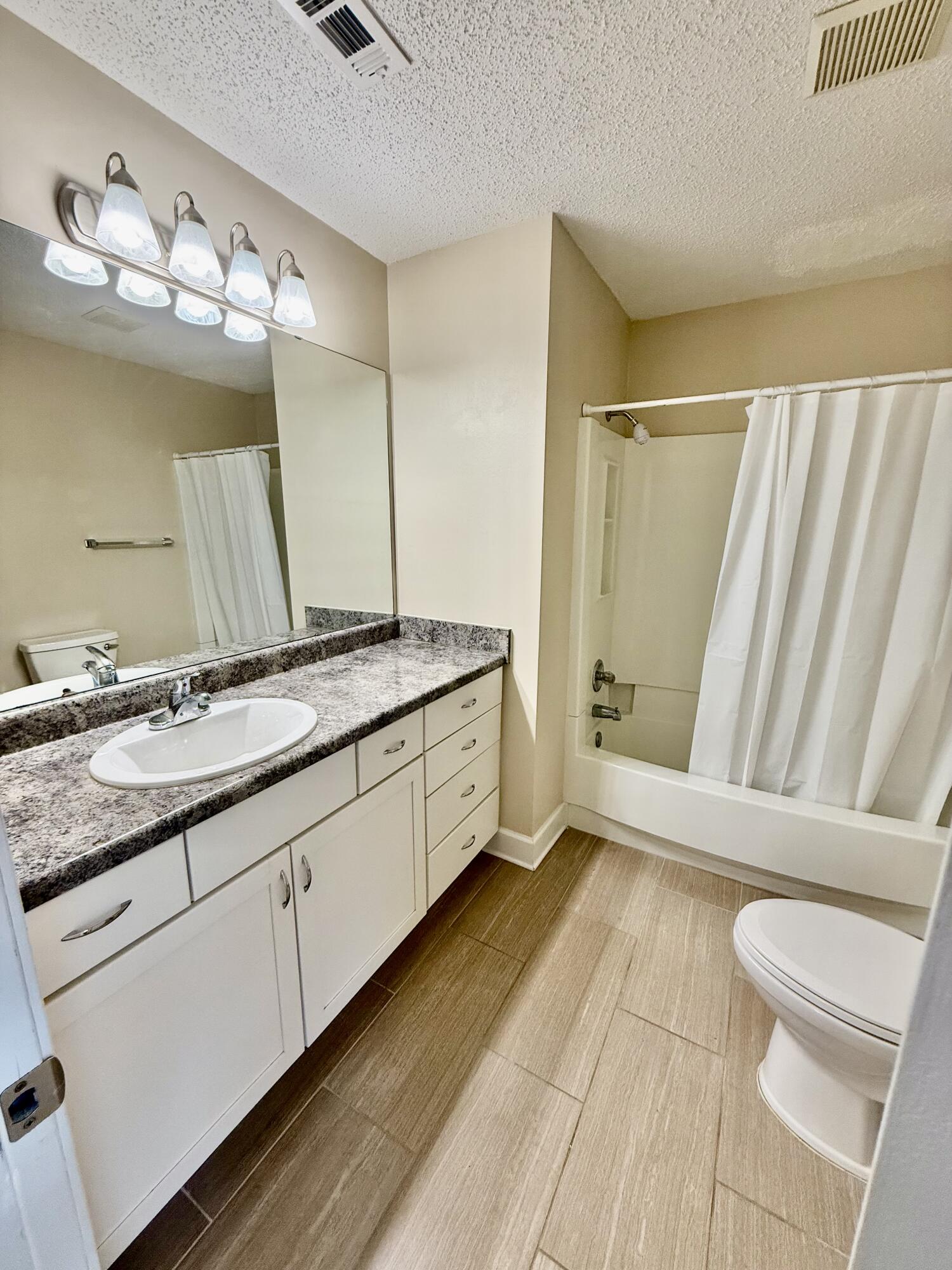 SHOAL WOODS - Residential