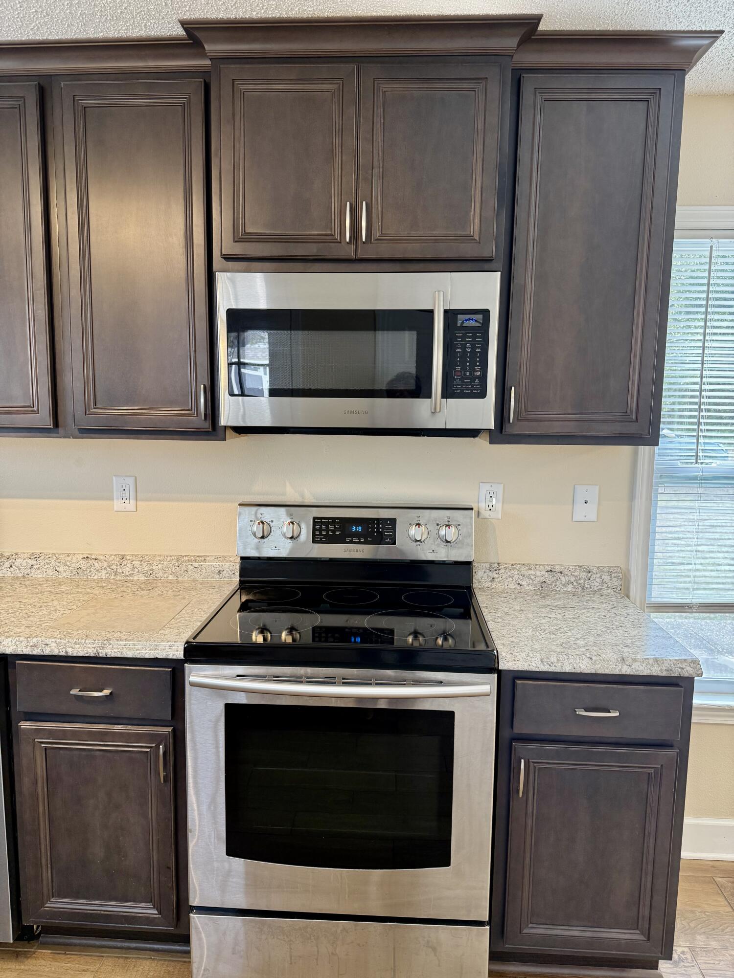 SHOAL WOODS - Residential