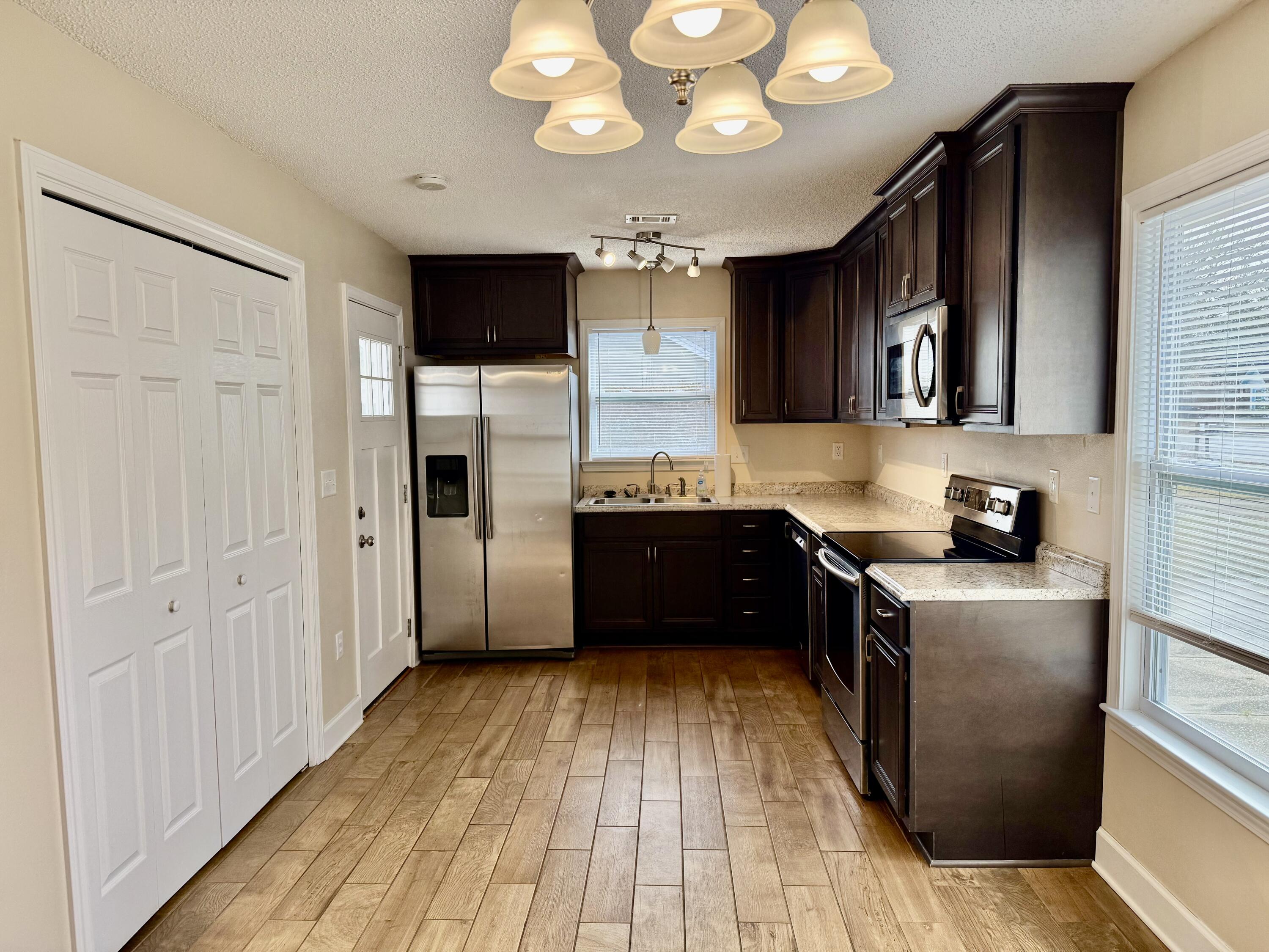 SHOAL WOODS - Residential