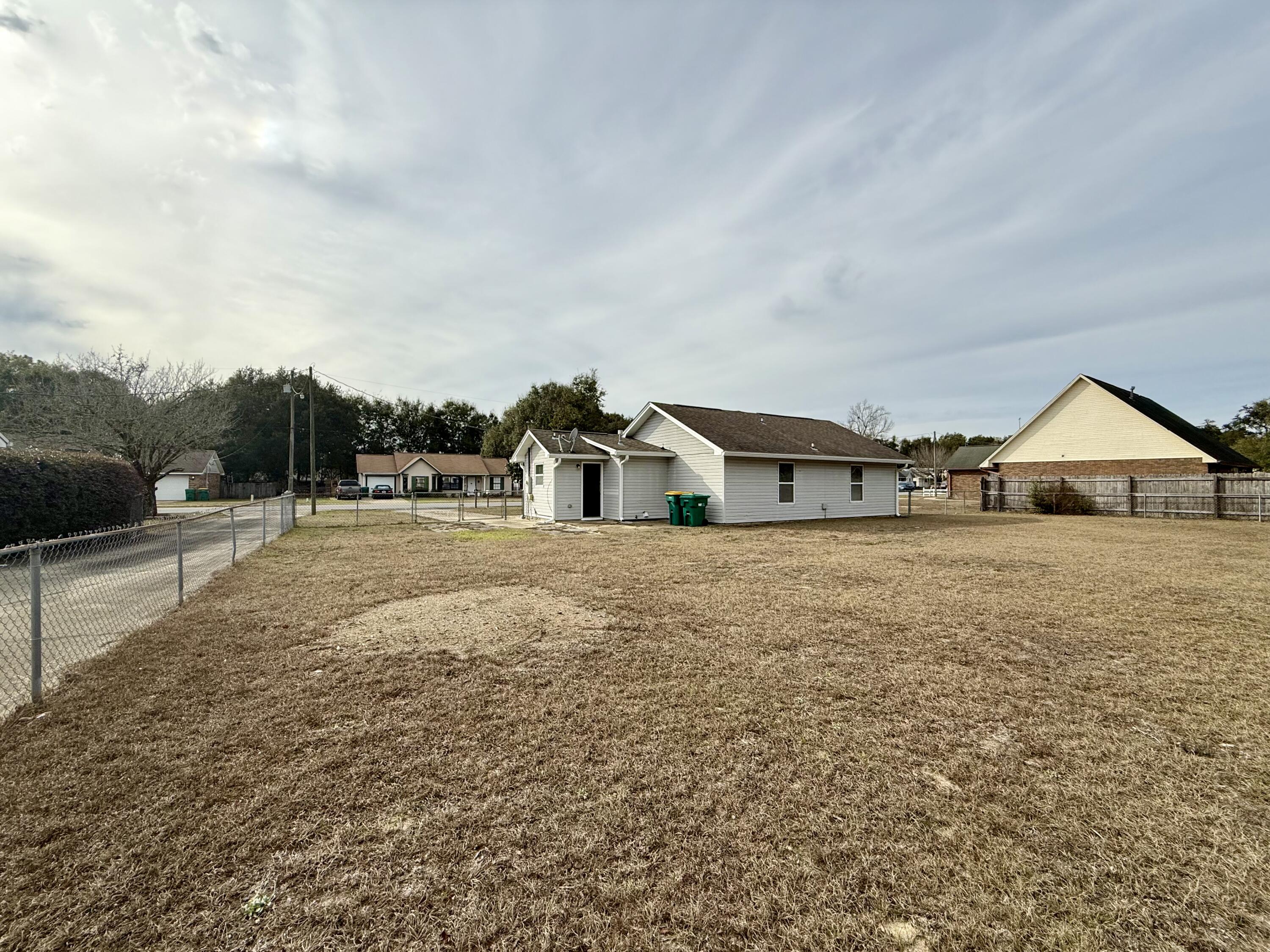 SHOAL WOODS - Residential