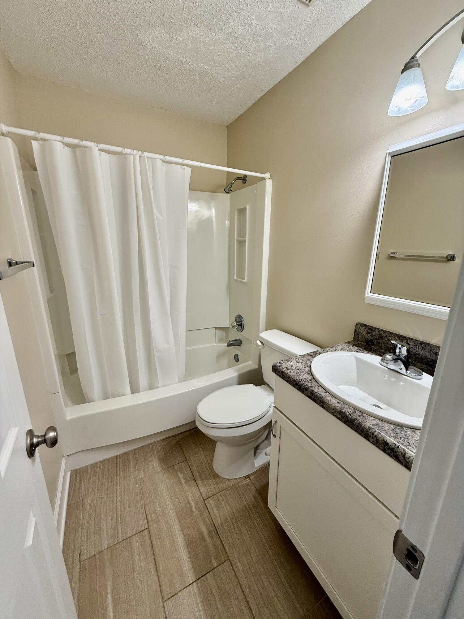 SHOAL WOODS - Residential