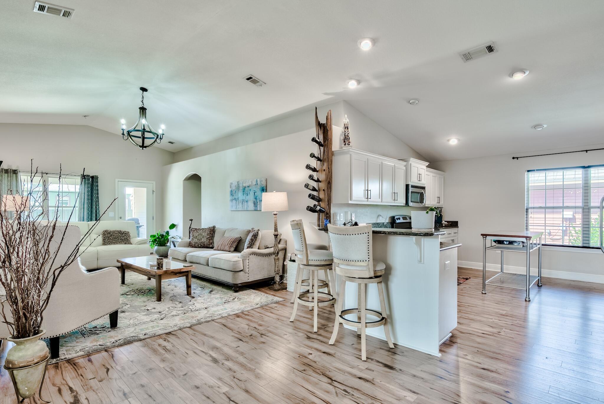 EAGLE BAY - Residential