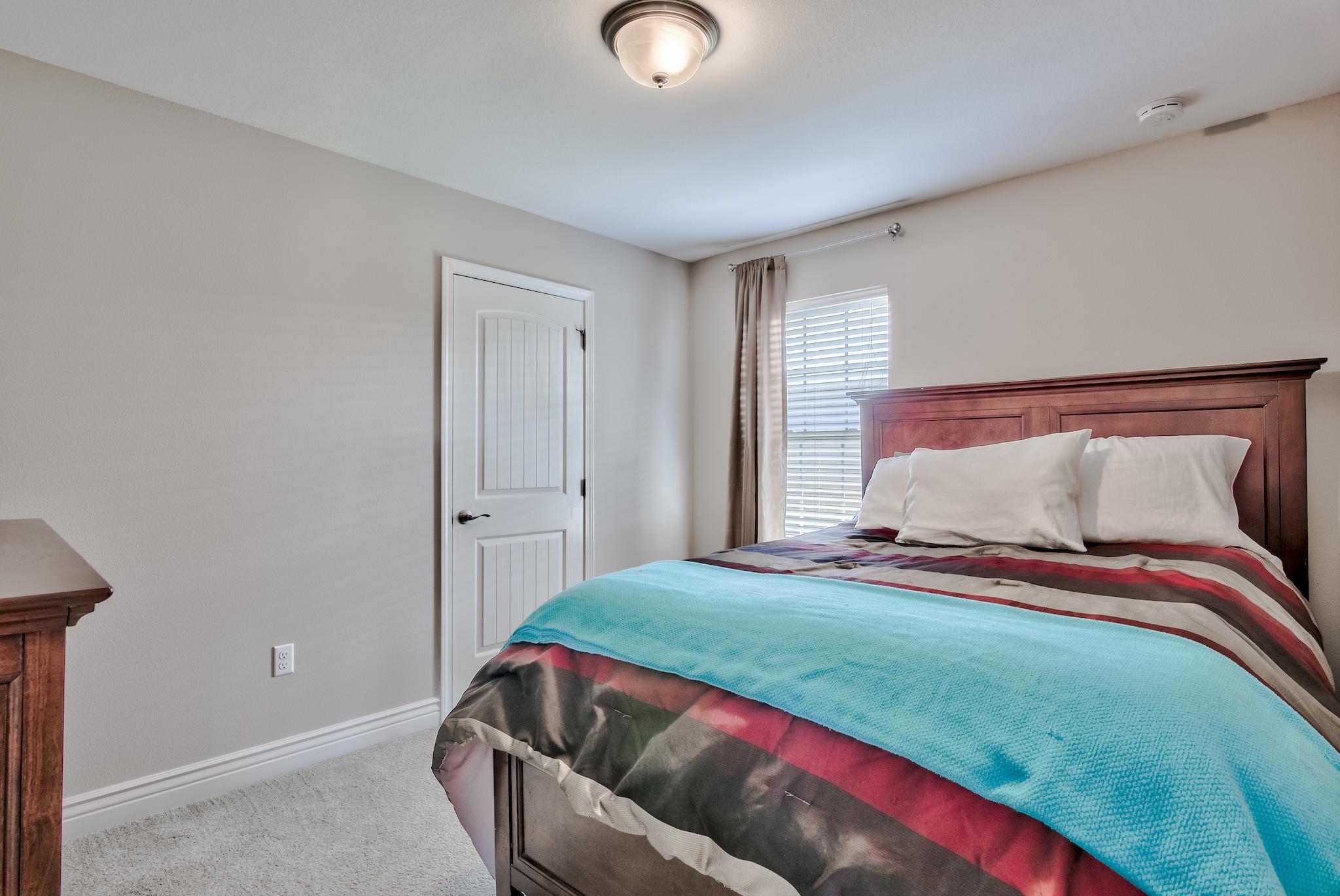 EAGLE BAY - Residential