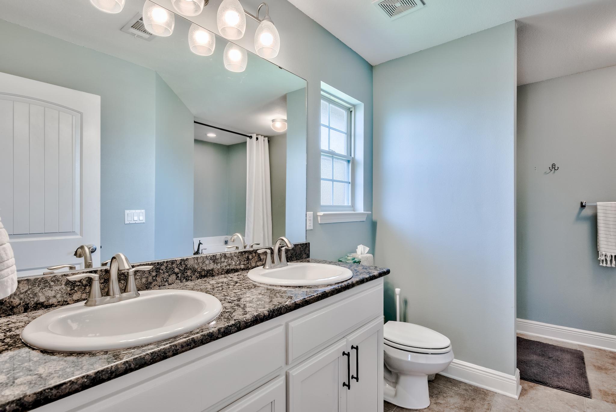 EAGLE BAY - Residential