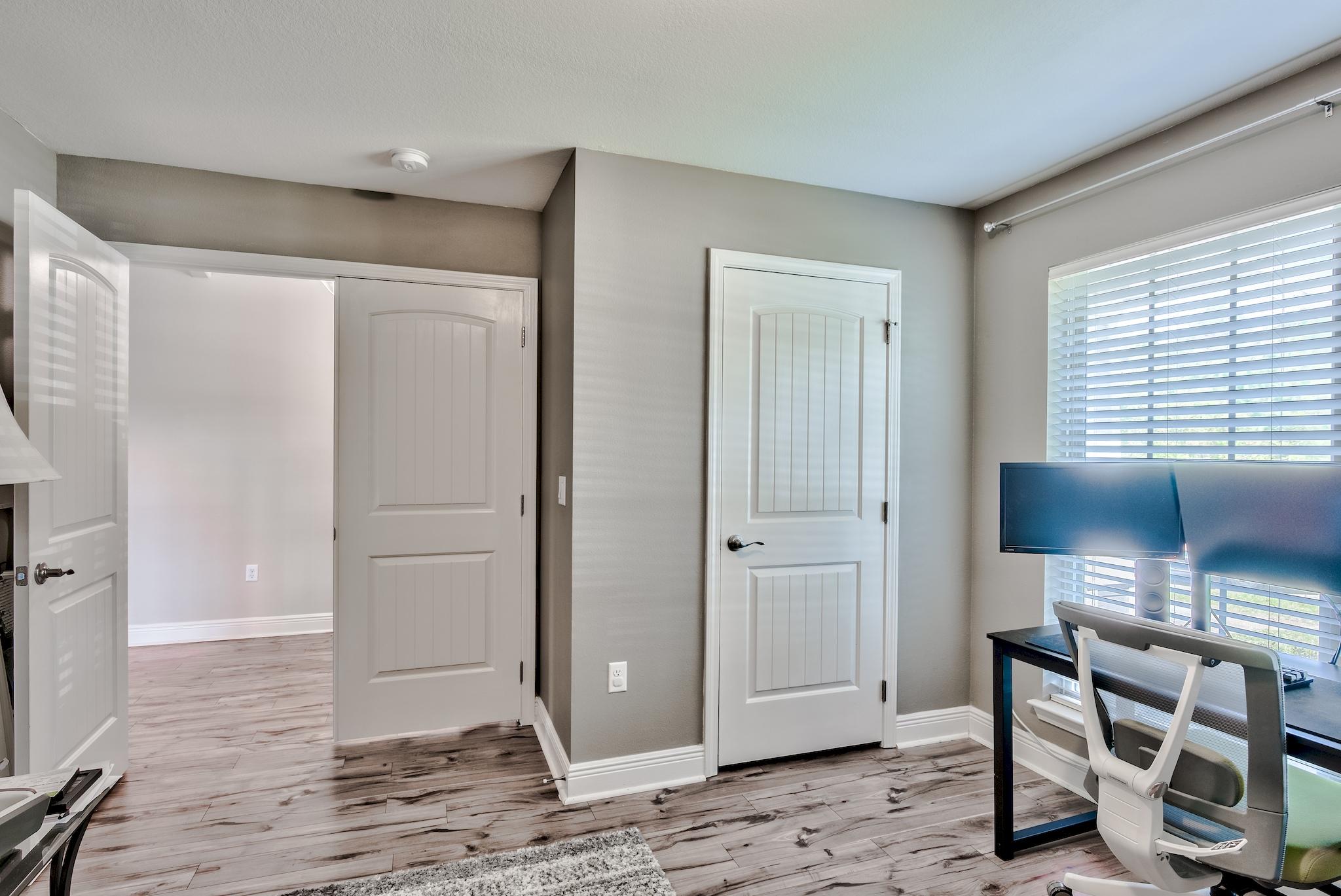 EAGLE BAY - Residential