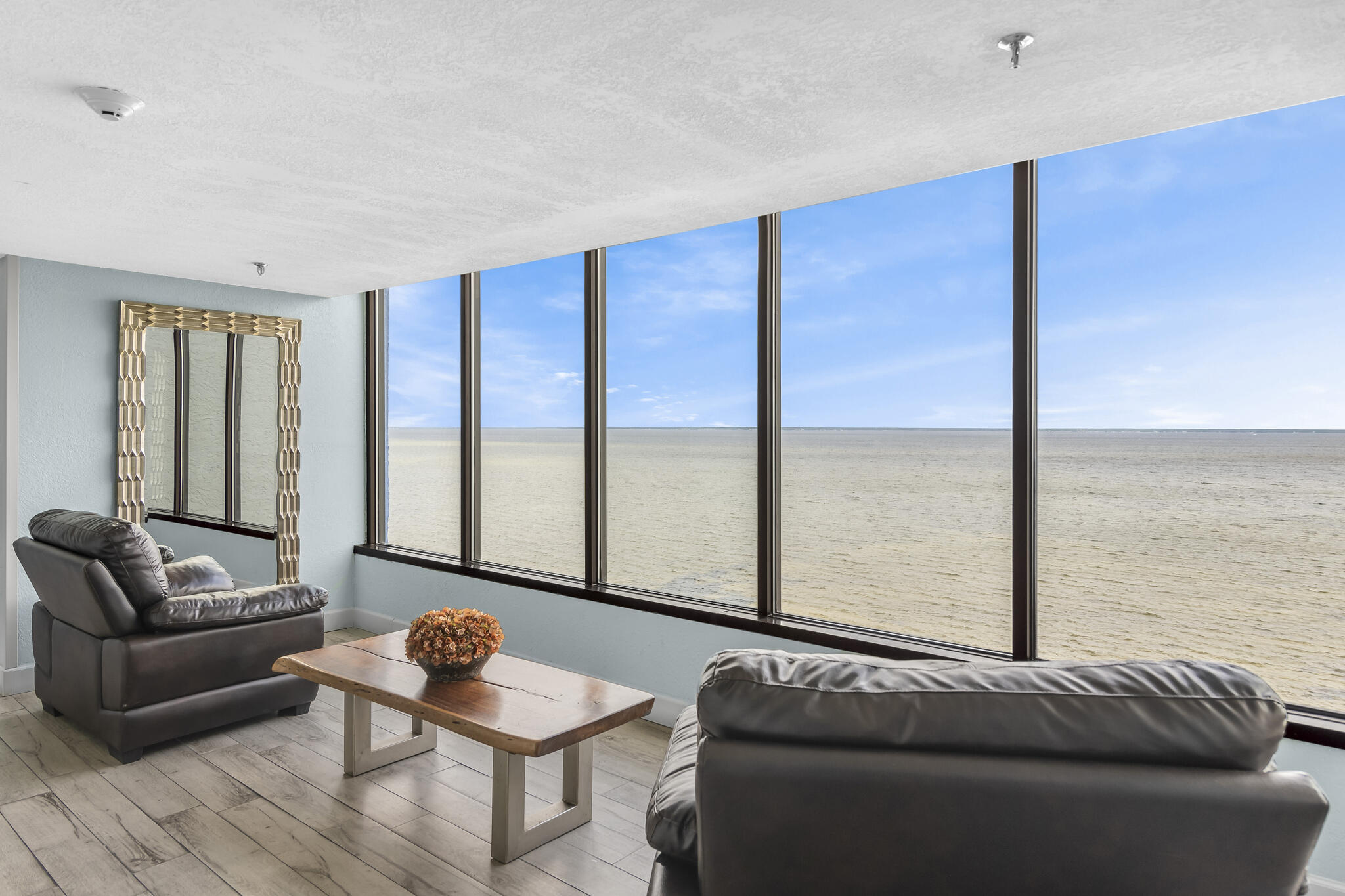 BAYSIDE CONDO SANDESTIN - Residential