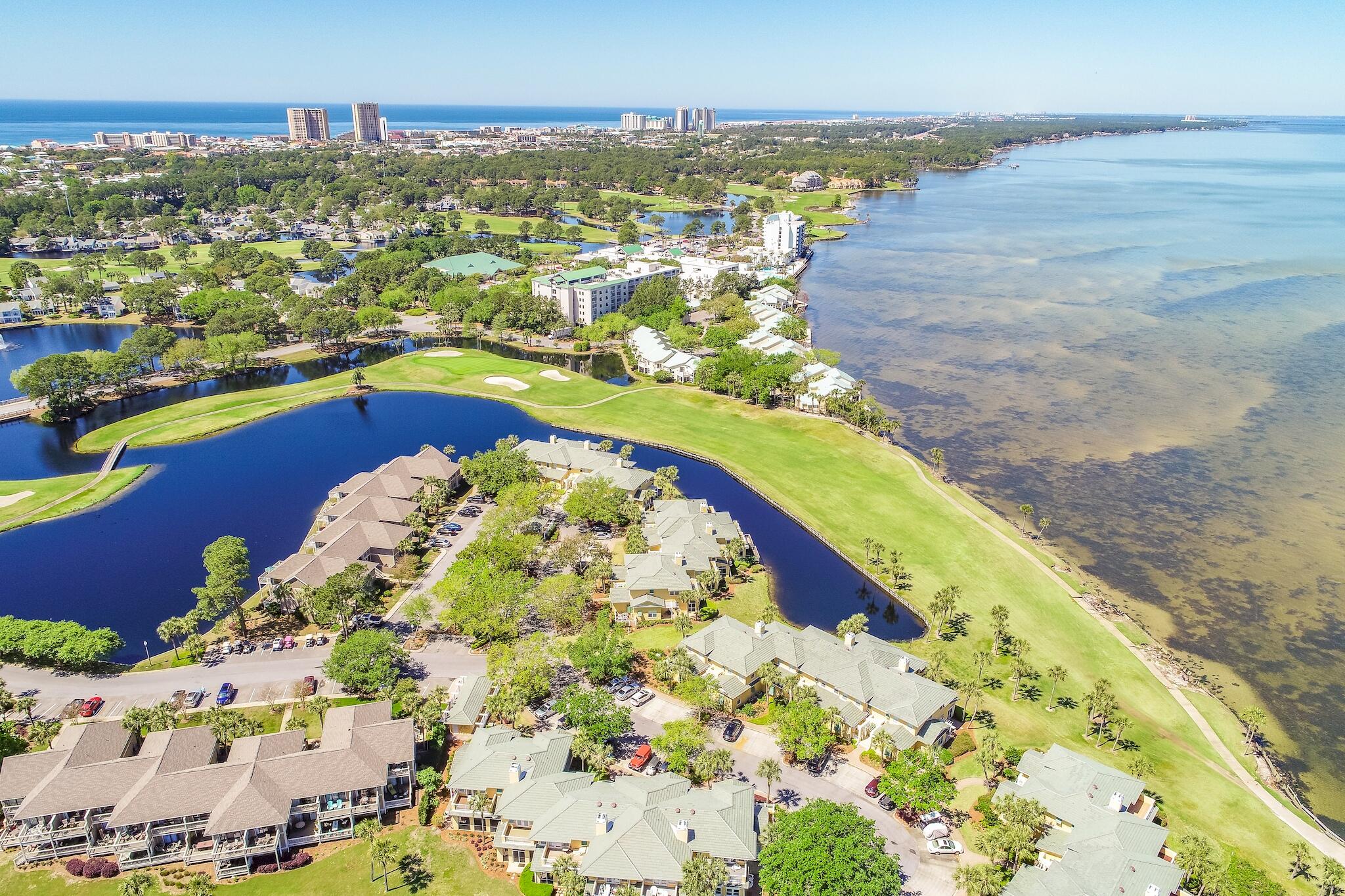 BAYSIDE CONDO SANDESTIN - Residential