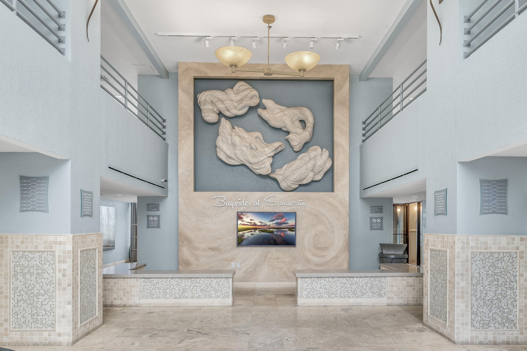 BAYSIDE CONDO SANDESTIN - Residential