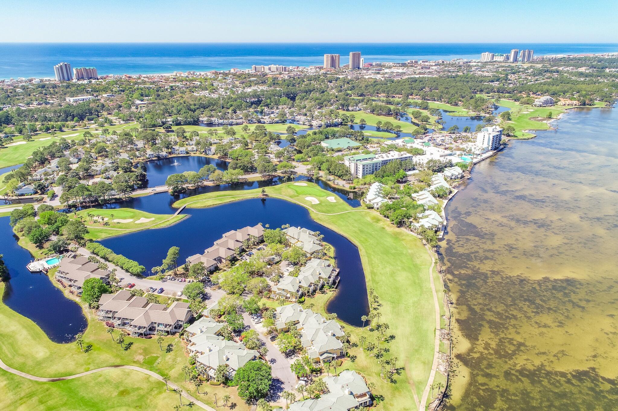 BAYSIDE CONDO SANDESTIN - Residential