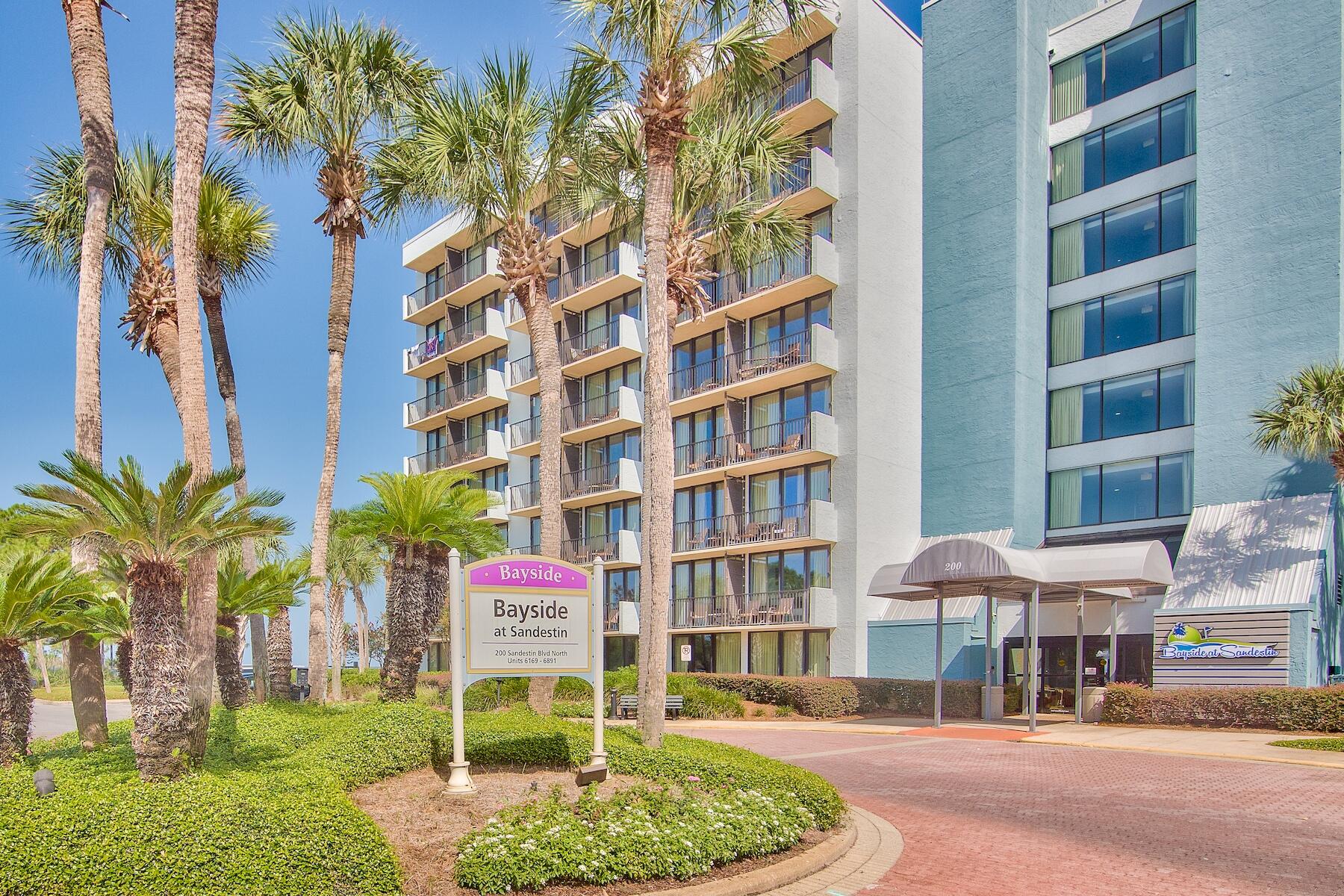 BAYSIDE CONDO SANDESTIN - Residential