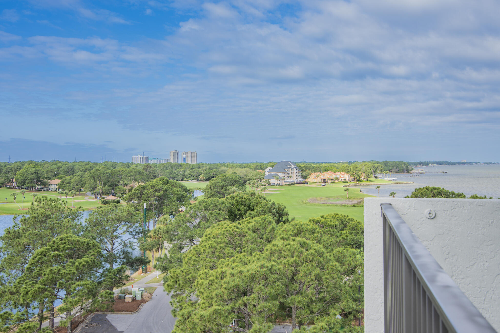 BAYSIDE CONDO SANDESTIN - Residential