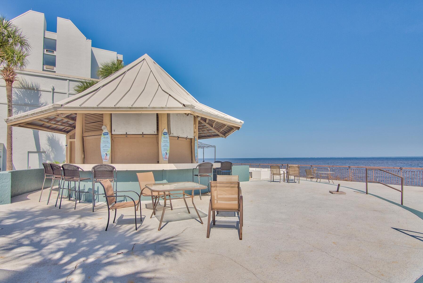 BAYSIDE CONDO SANDESTIN - Residential