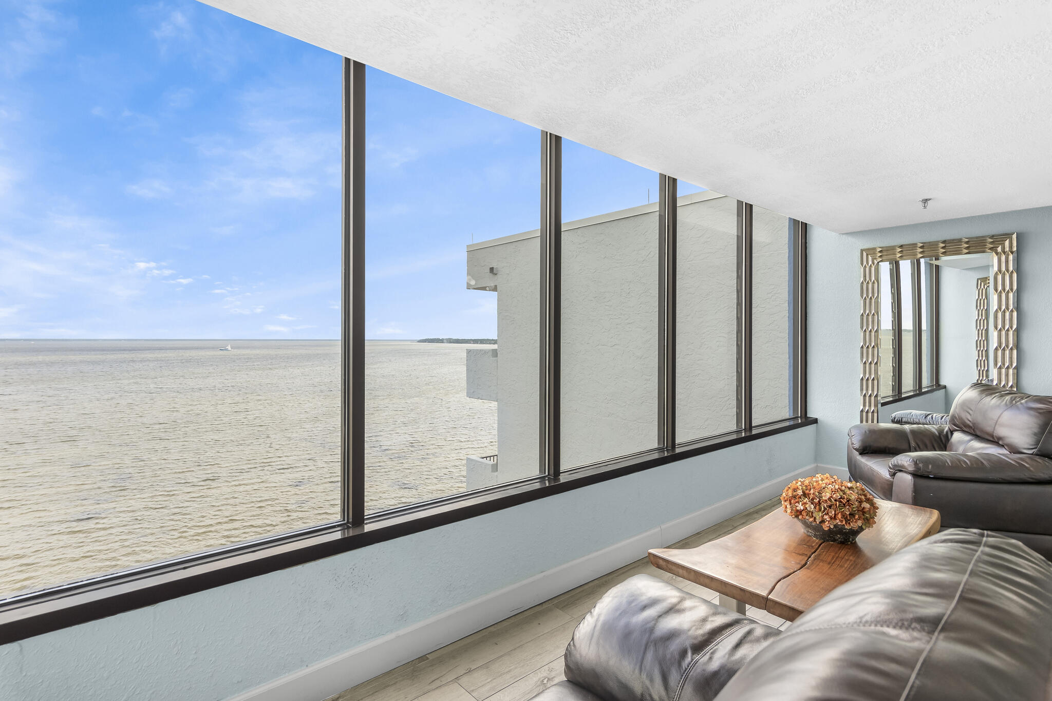 BAYSIDE CONDO SANDESTIN - Residential