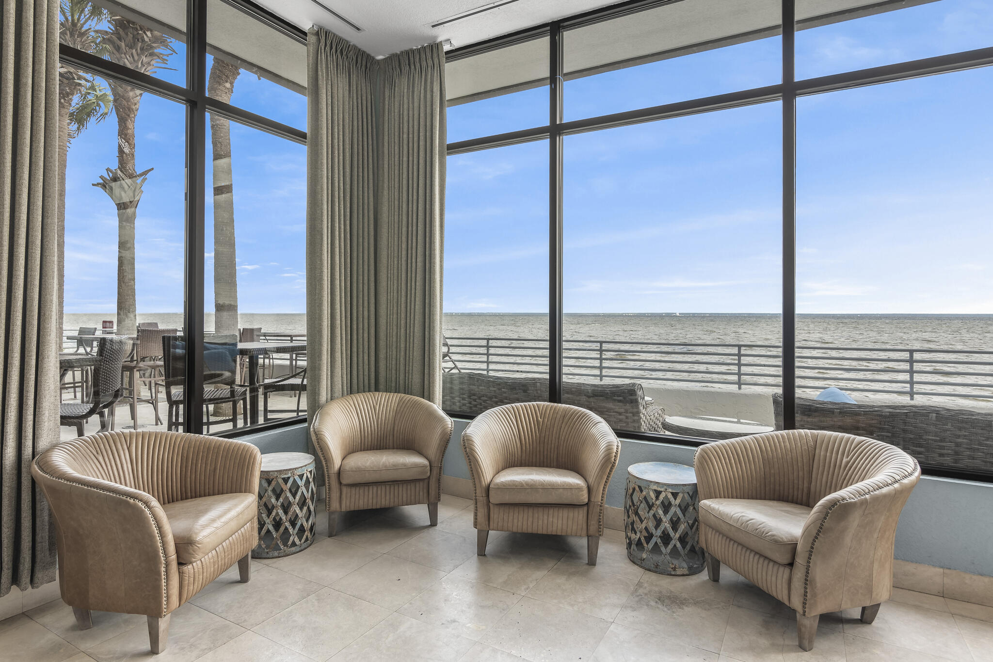 BAYSIDE CONDO SANDESTIN - Residential