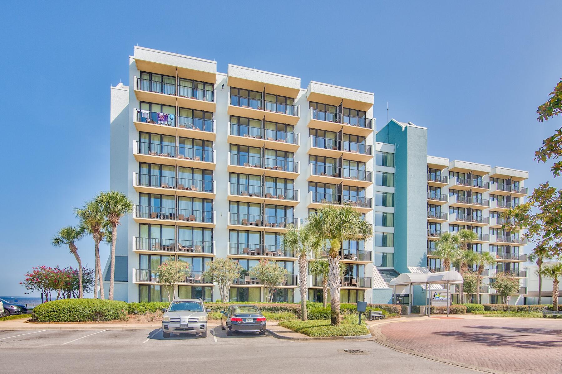 BAYSIDE CONDO SANDESTIN - Residential