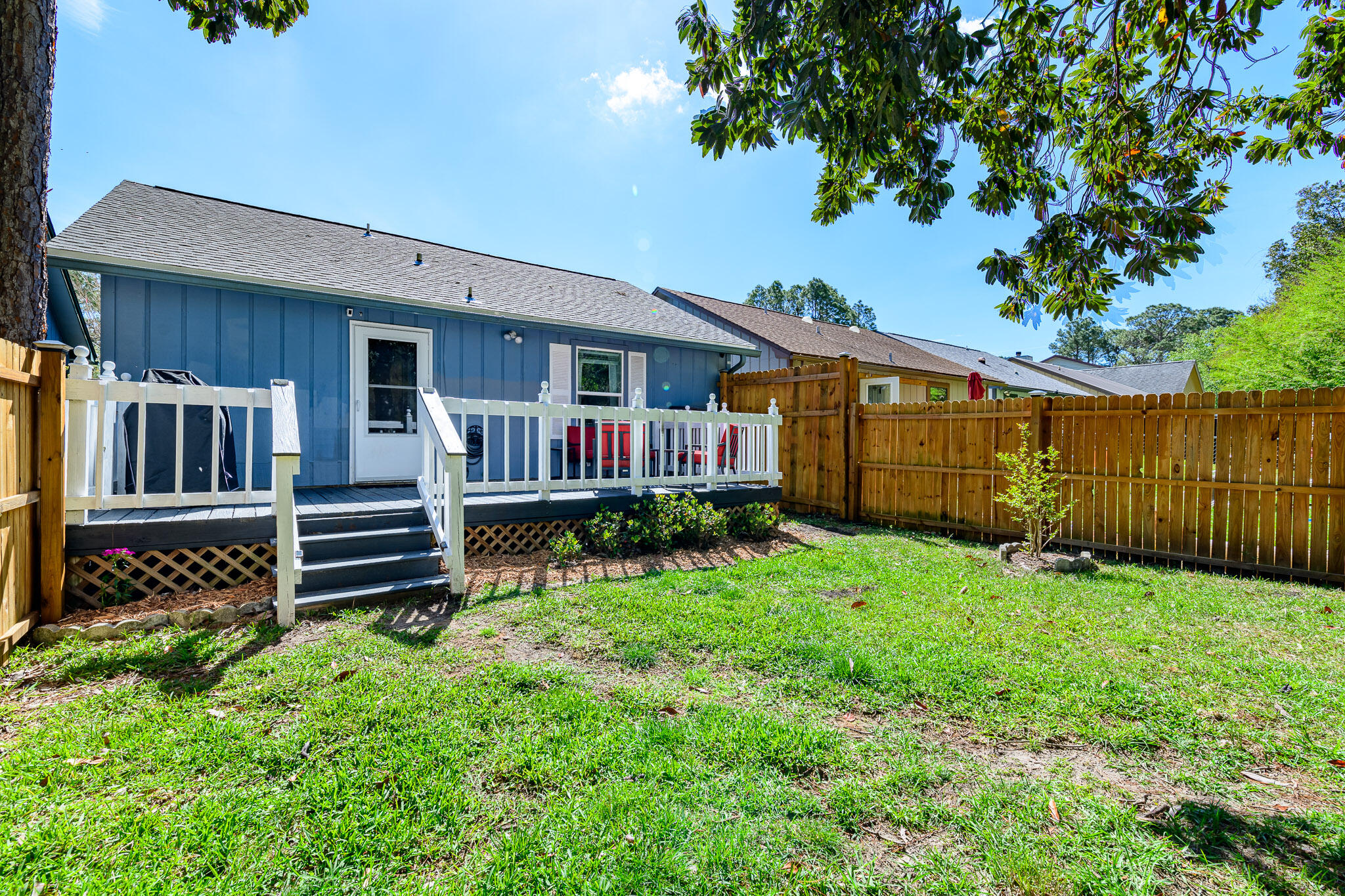 KELLY HILL ESTATES - Residential Lease