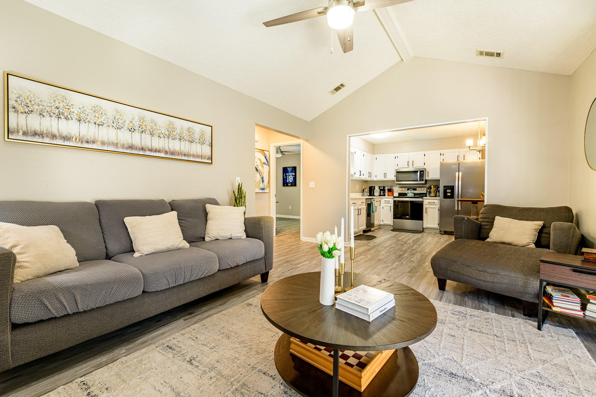 KELLY HILL ESTATES - Residential Lease