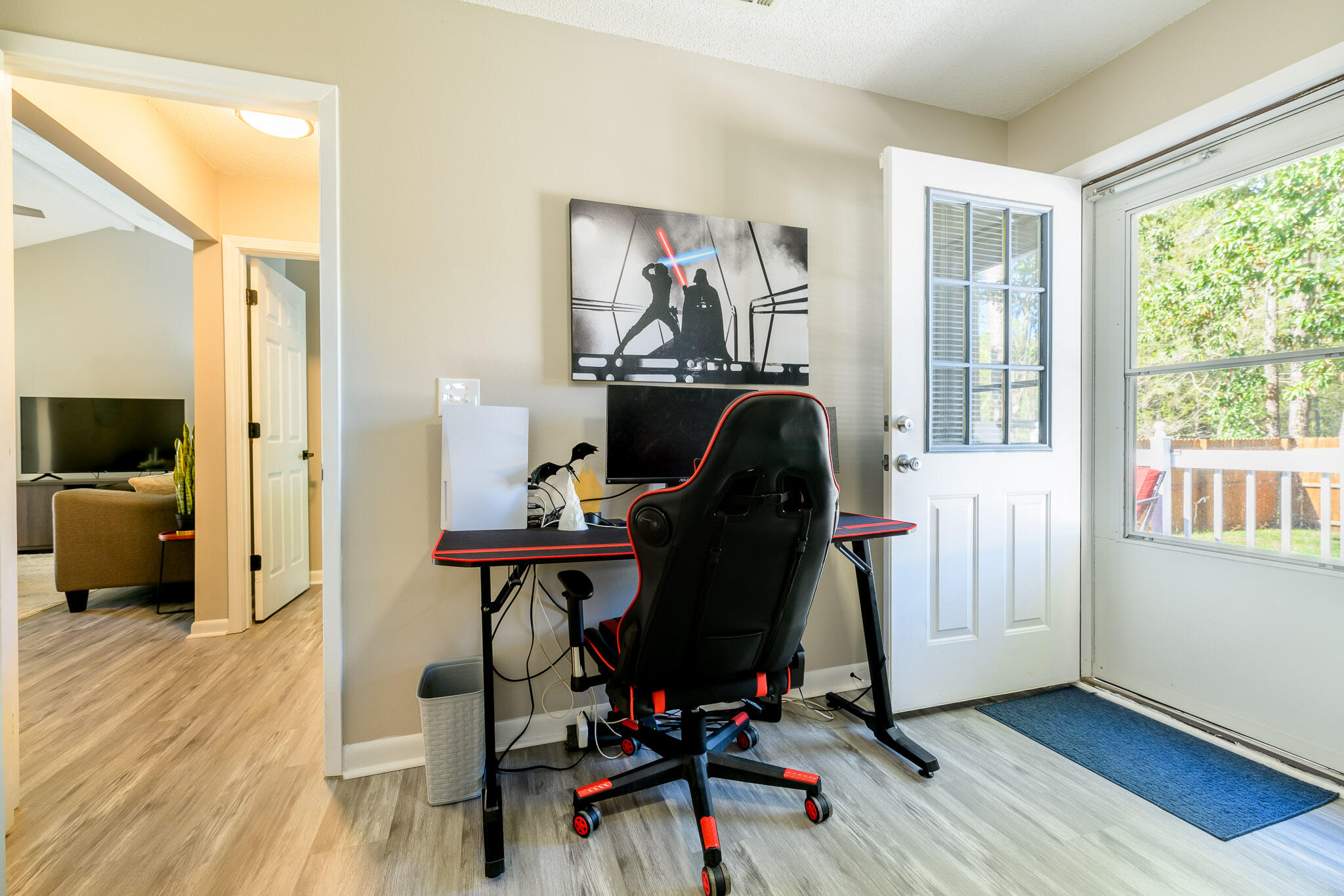 KELLY HILL ESTATES - Residential Lease