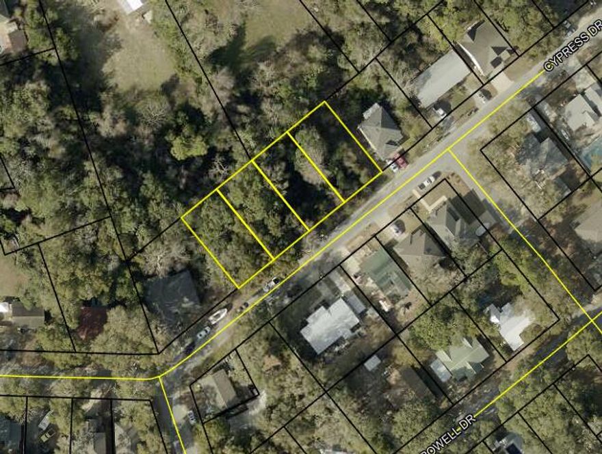 ATTENTION ALL BUILDERS, this is a must see!!! 4 lots to be sold together. The actual addresses for the lots are as follows; 704A, 704B, 706, & 708A. Lots located in downtown Niceville .4 miles from Niceville High School. Library, parks, restaurants, and shopping are all a short distance away. Survey available, each lot is 100' x 50'. All information to be verified by buyer.