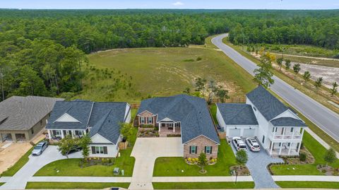 A home in Niceville