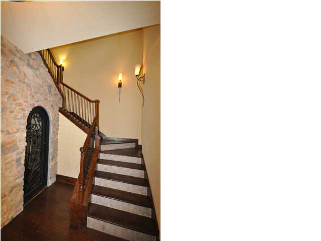 TUSCANA - Residential Lease