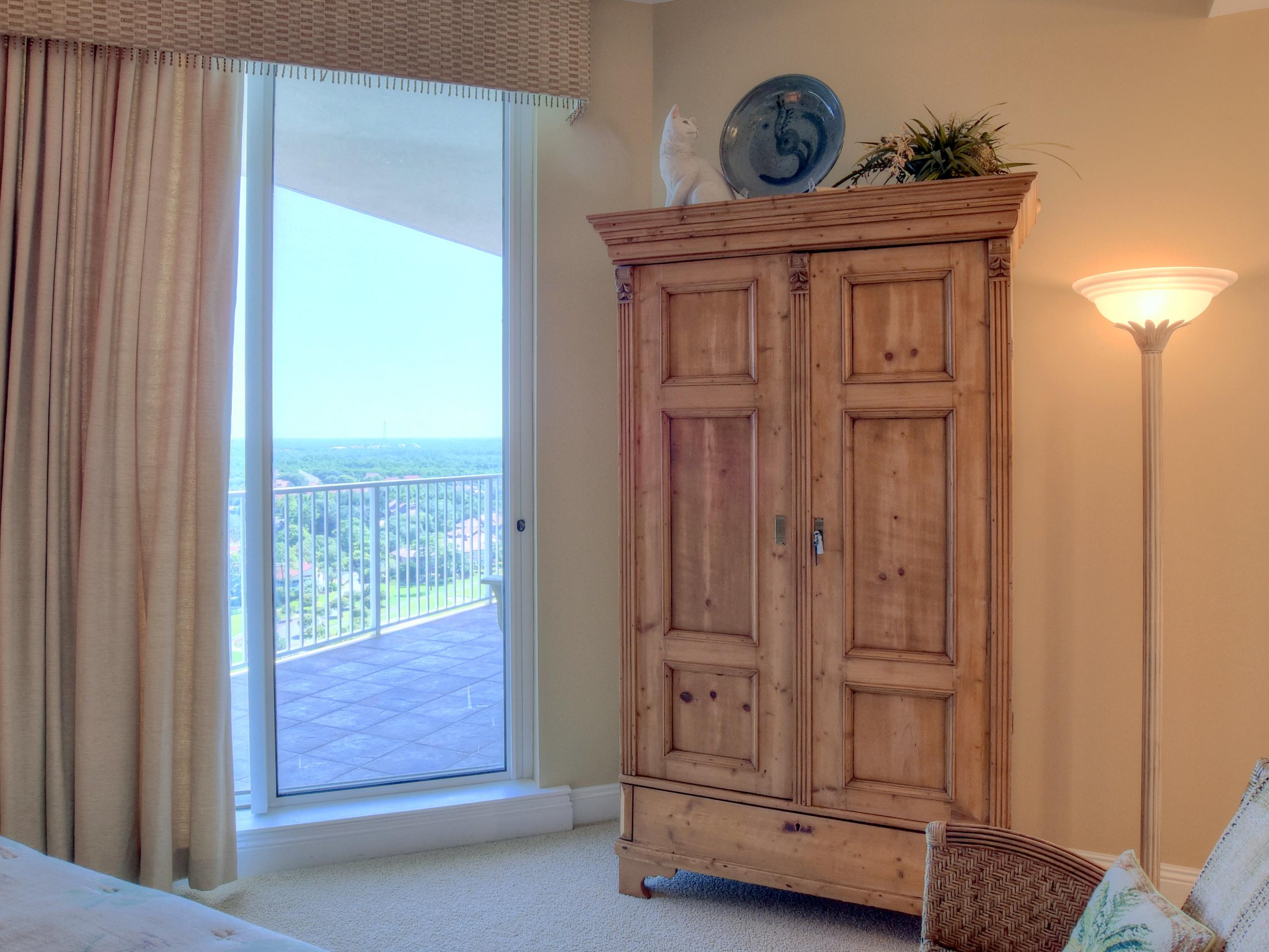 ONE BEACH CLUB DRIVE - Residential