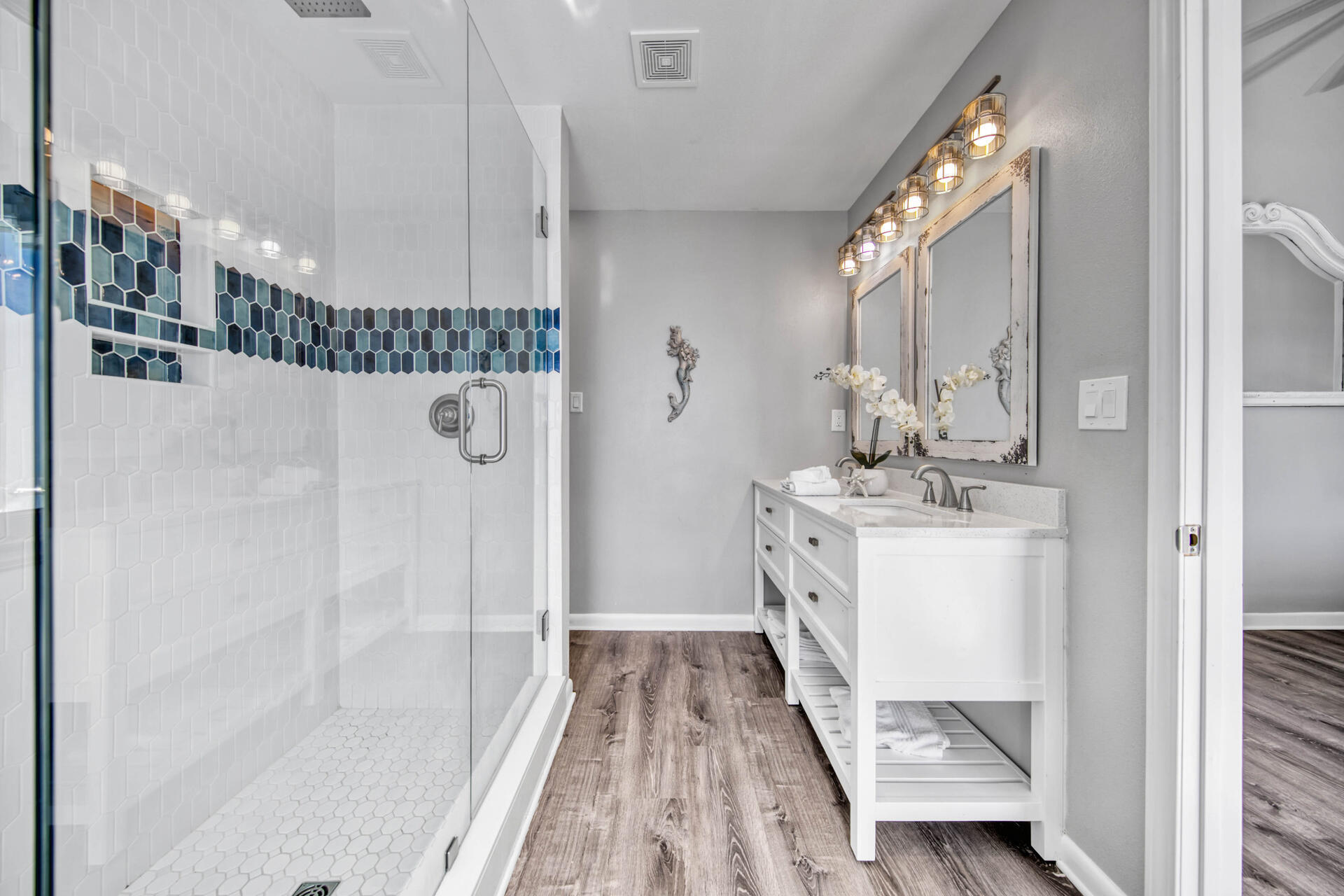 GREENREEF T/H PH 2 - Residential