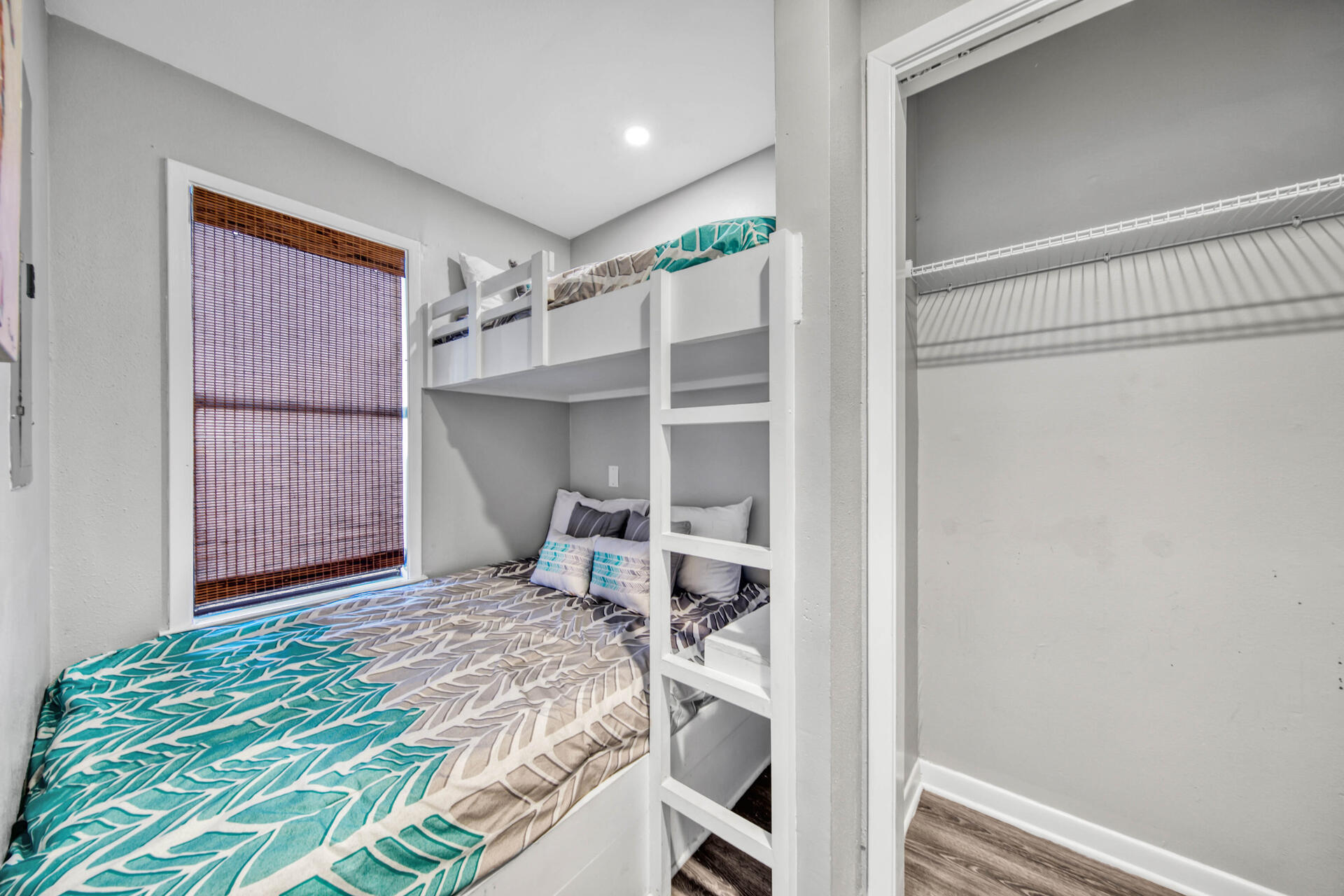 GREENREEF T/H PH 2 - Residential