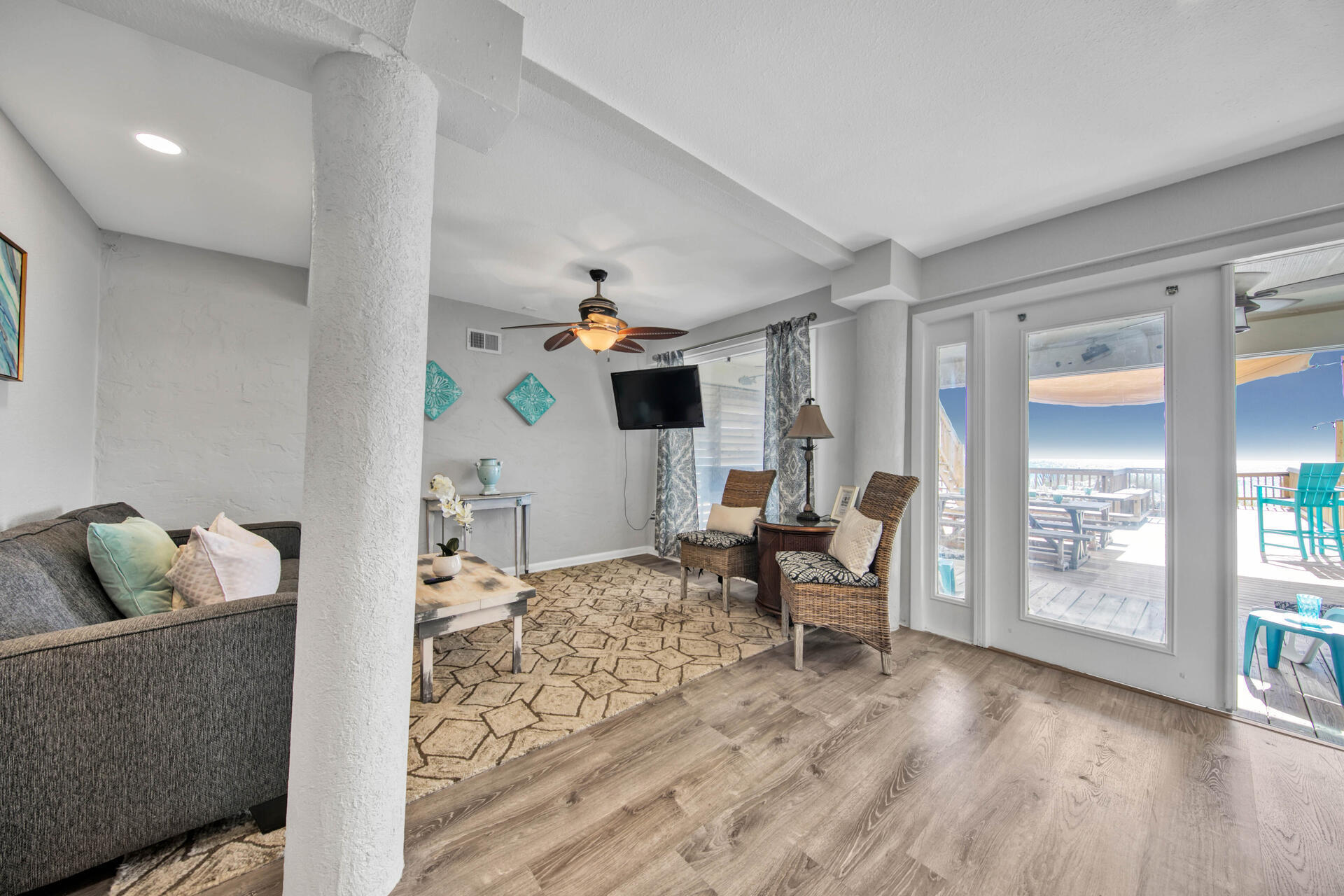 GREENREEF T/H PH 2 - Residential