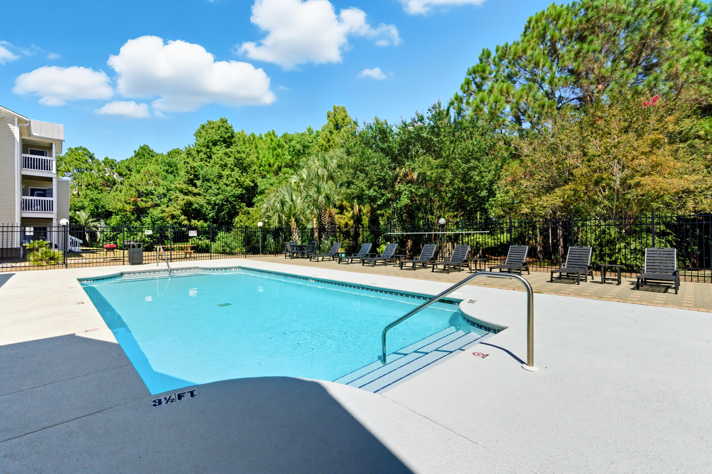 INDIAN LAKE - Residential