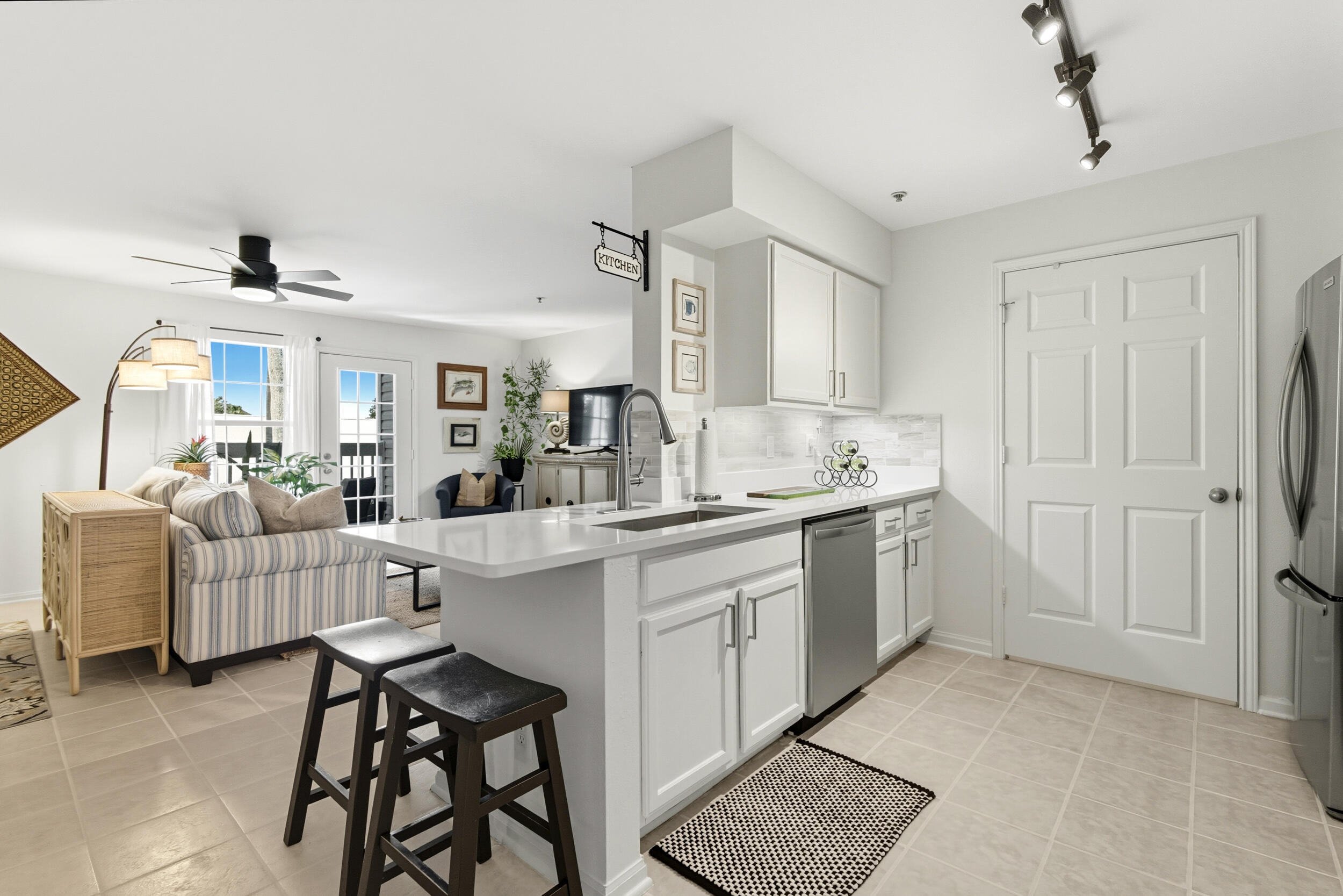 INDIAN LAKE - Residential