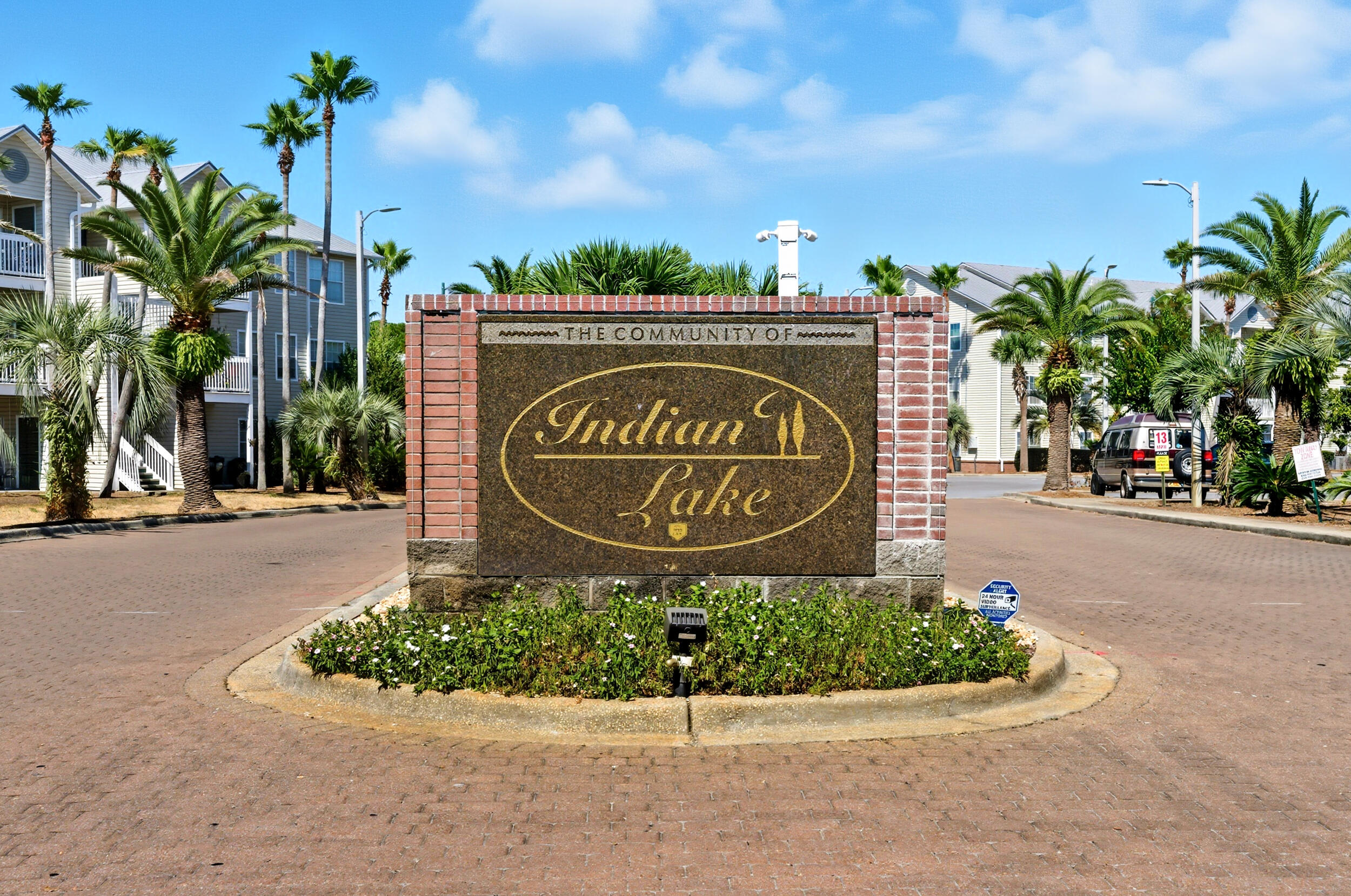 INDIAN LAKE - Residential