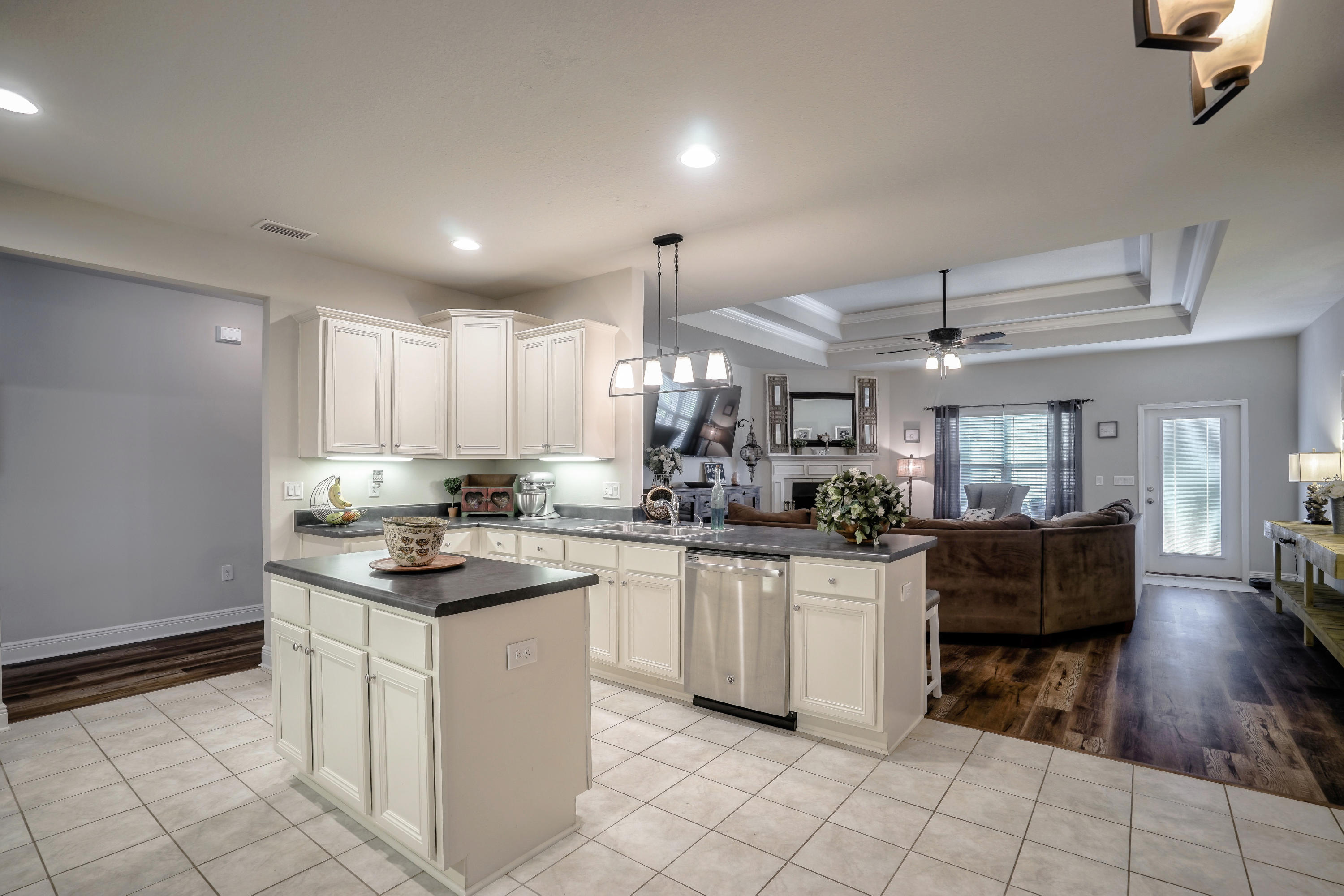 HAMMOCK BAY - Residential