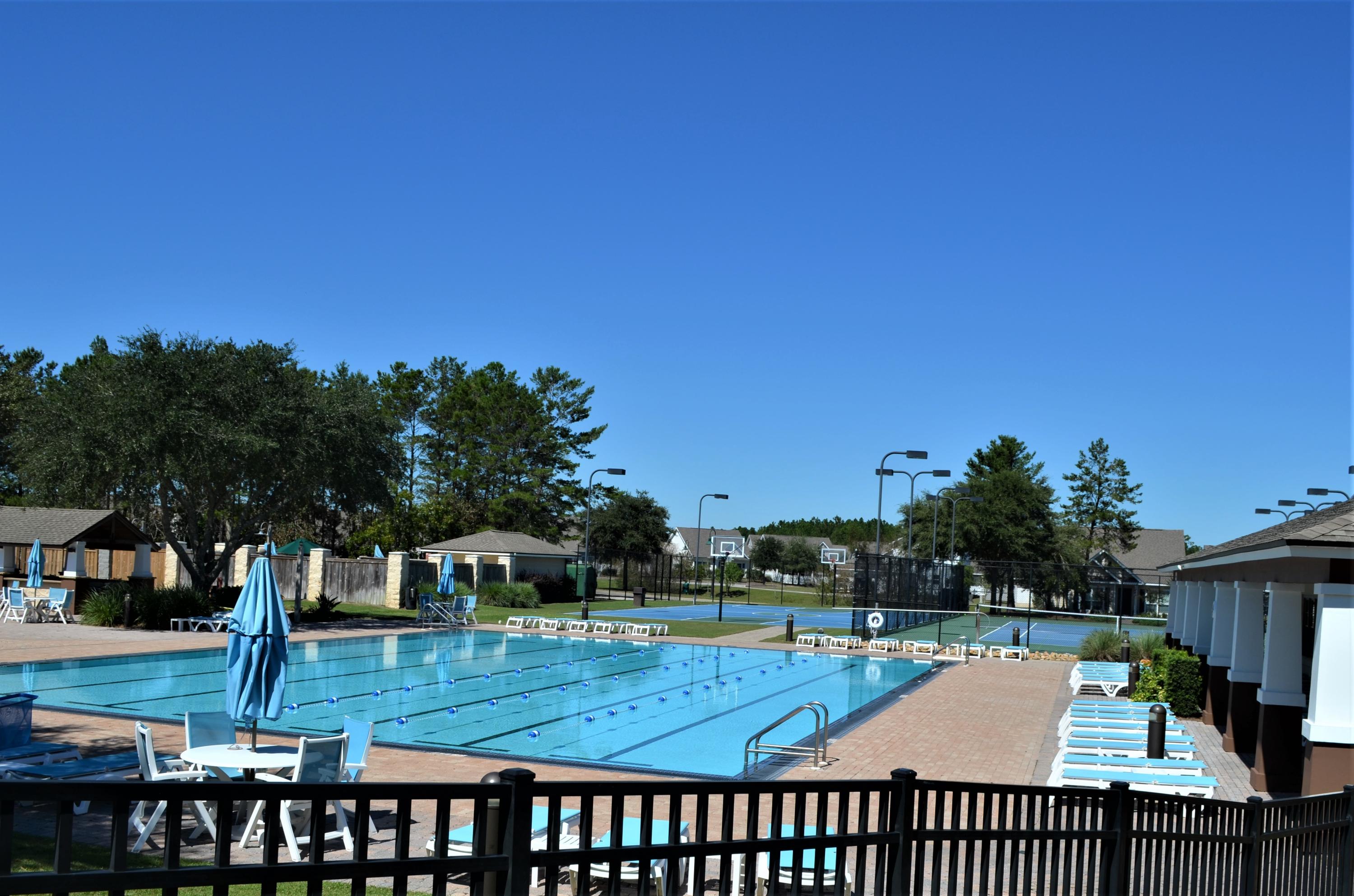 HAMMOCK BAY - Residential