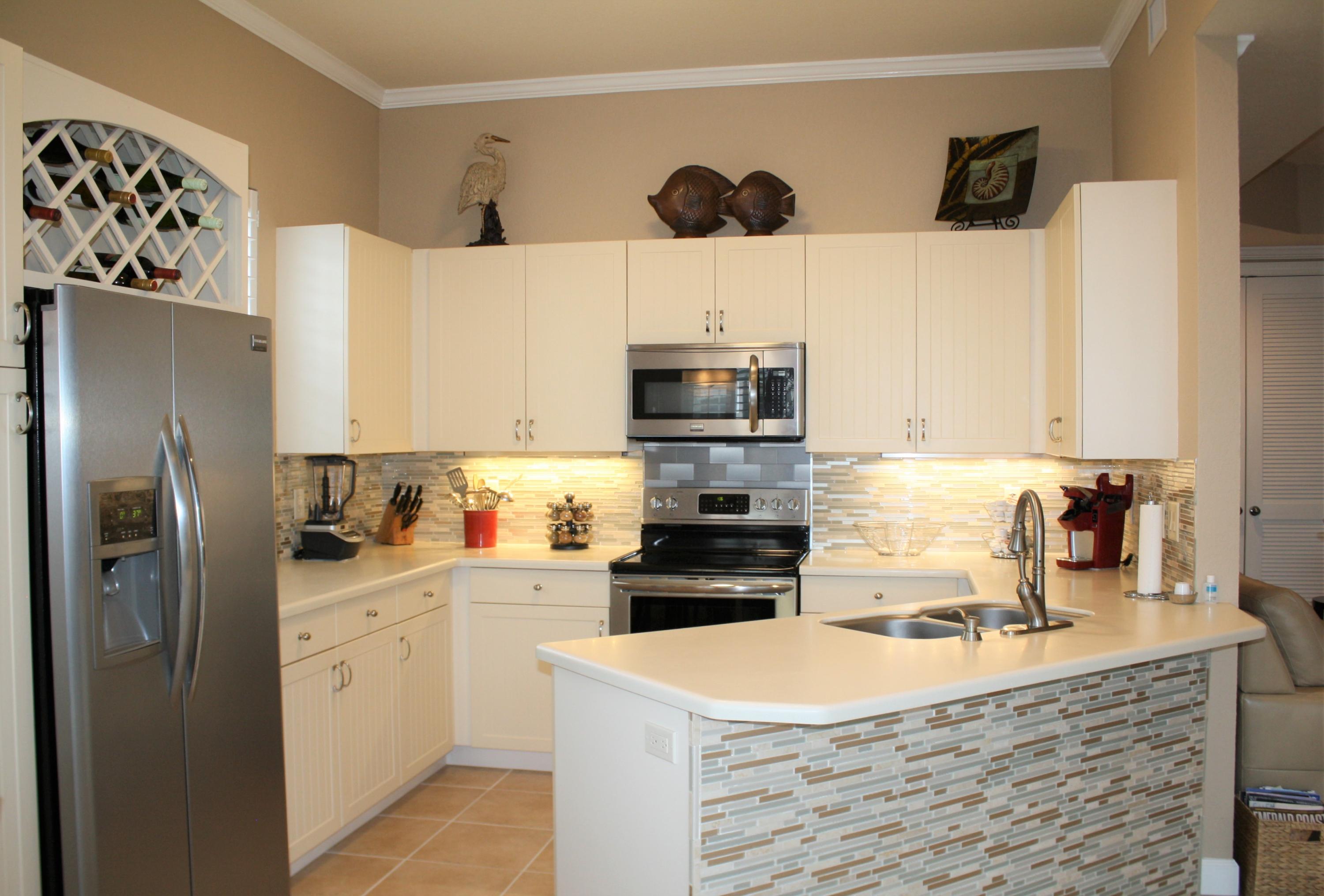 CRYSTAL COVE - Residential