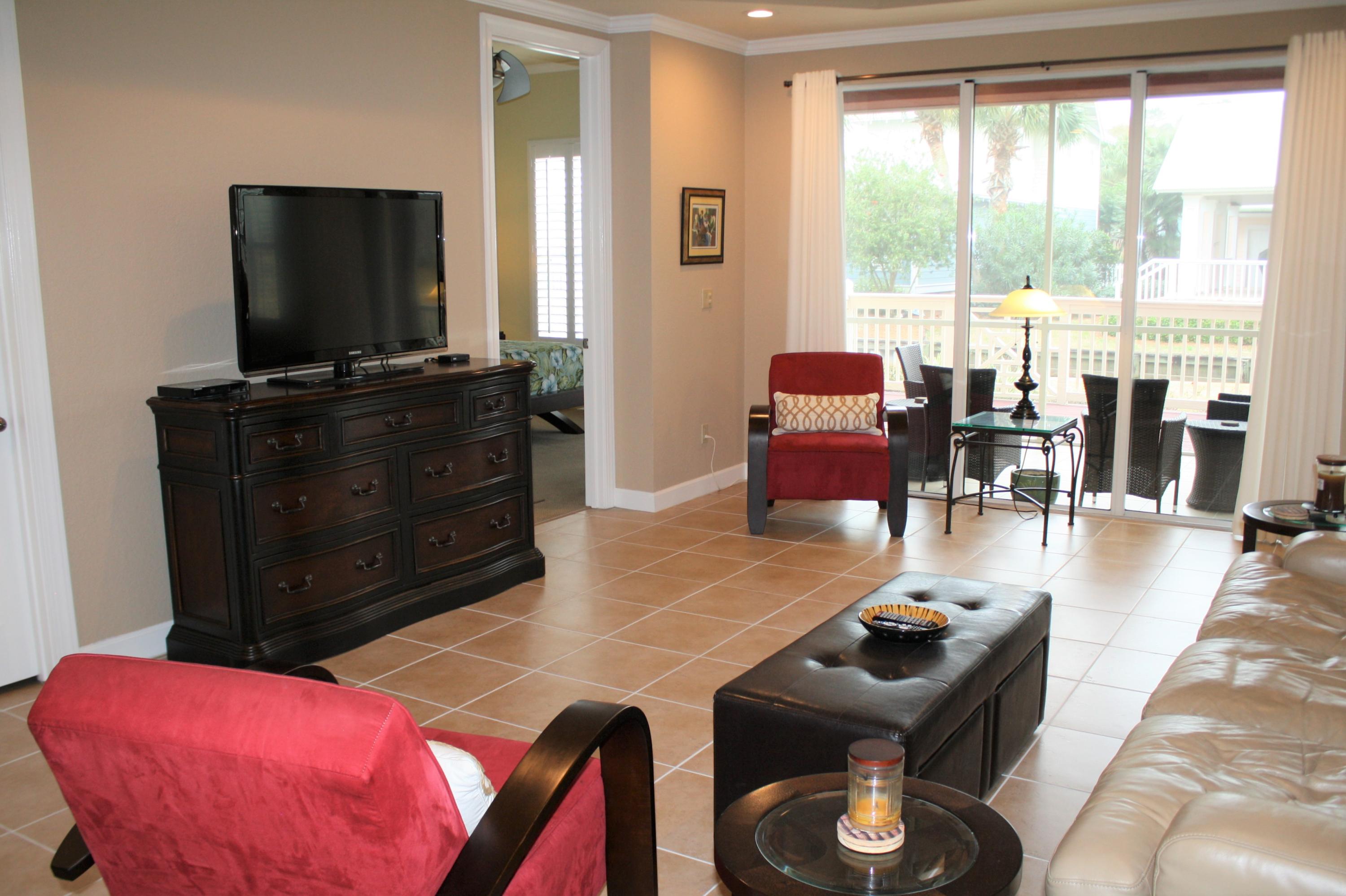 CRYSTAL COVE - Residential